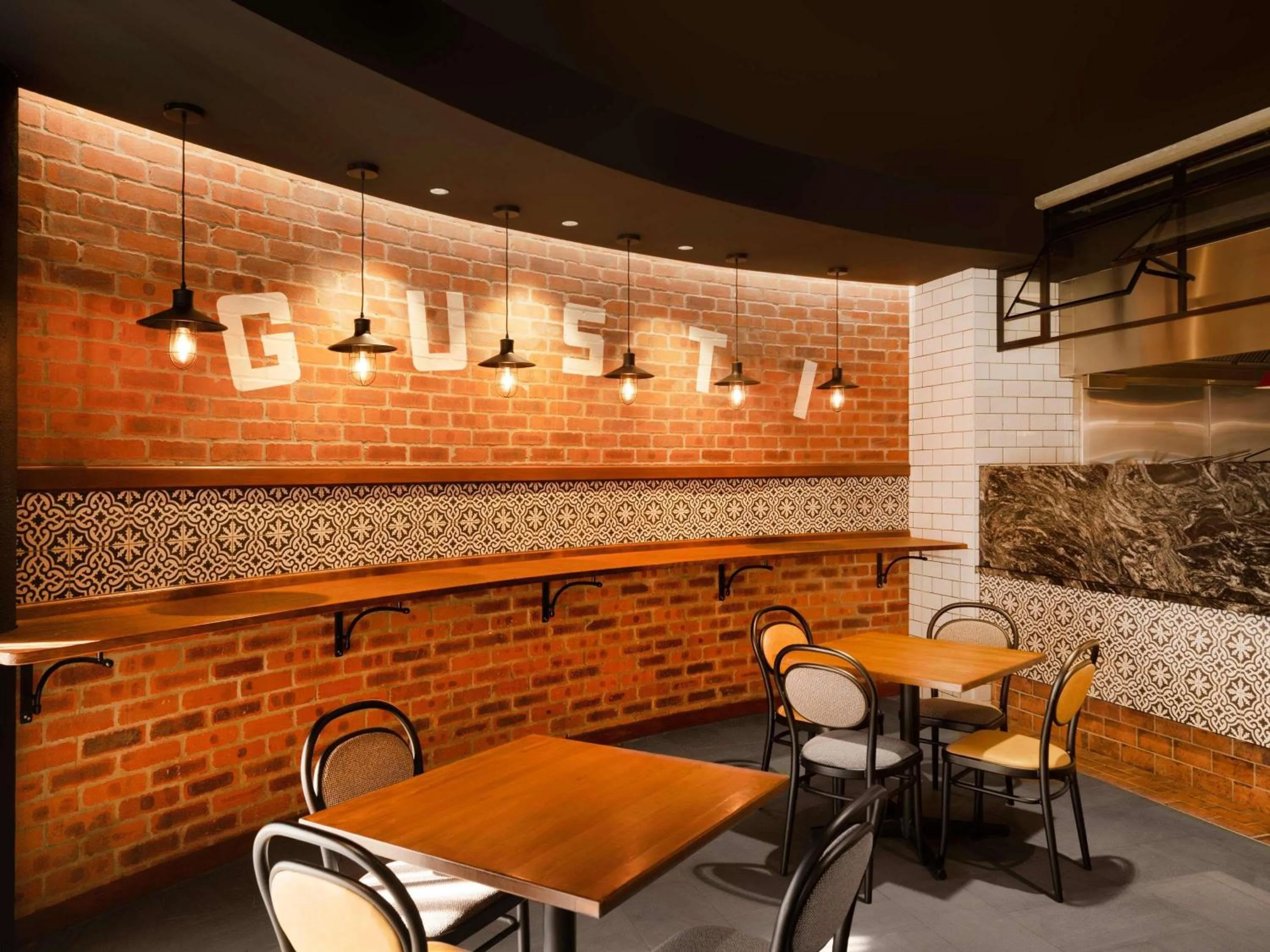 Breakfast in Mantra Twin Towns