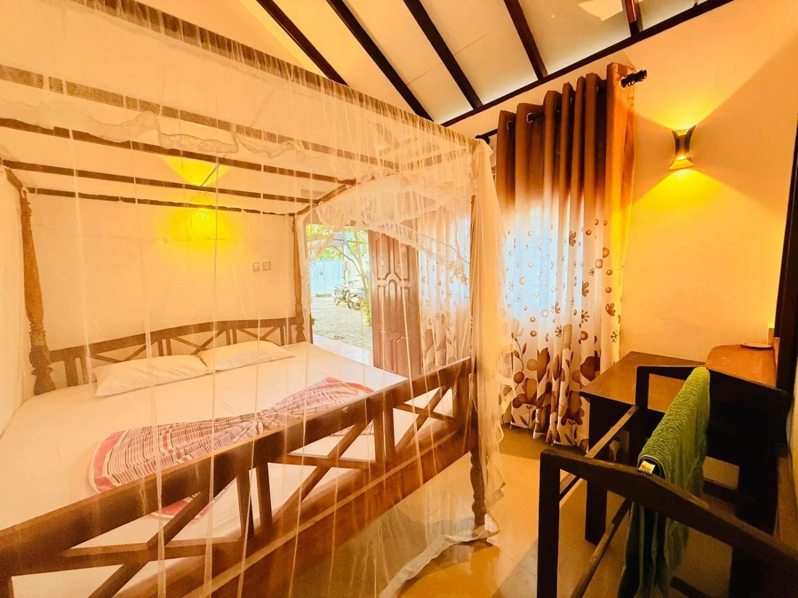 Standard Double Room with Fan - single occupancy in Gihan Guesthouse