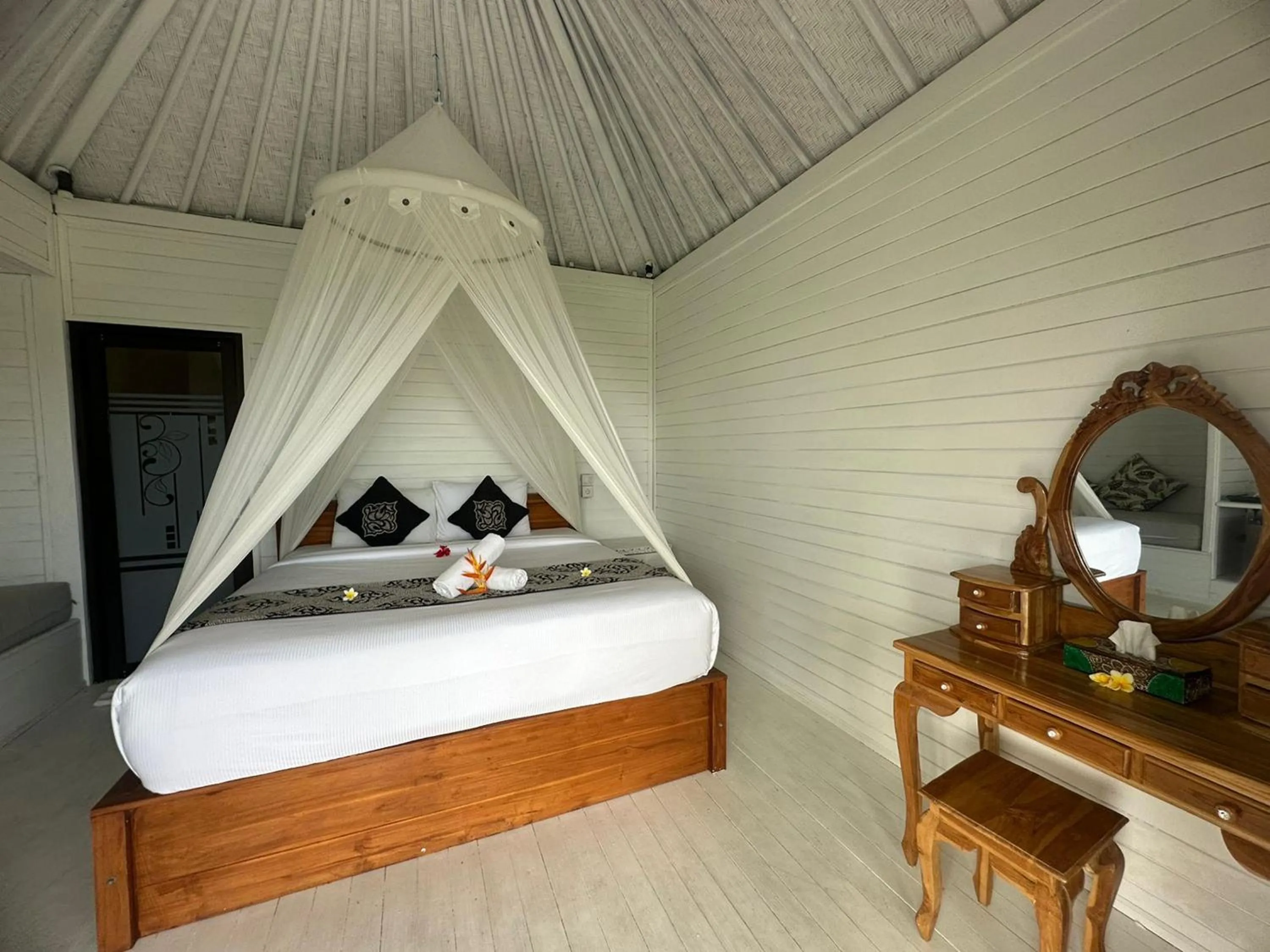 Bed in Blue Lagoon Secret Villas