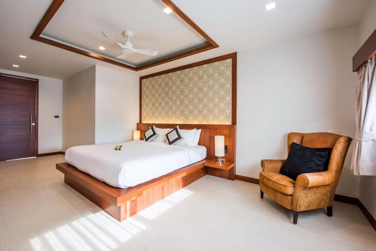 Bedroom, Bed in Penthouse Savoye