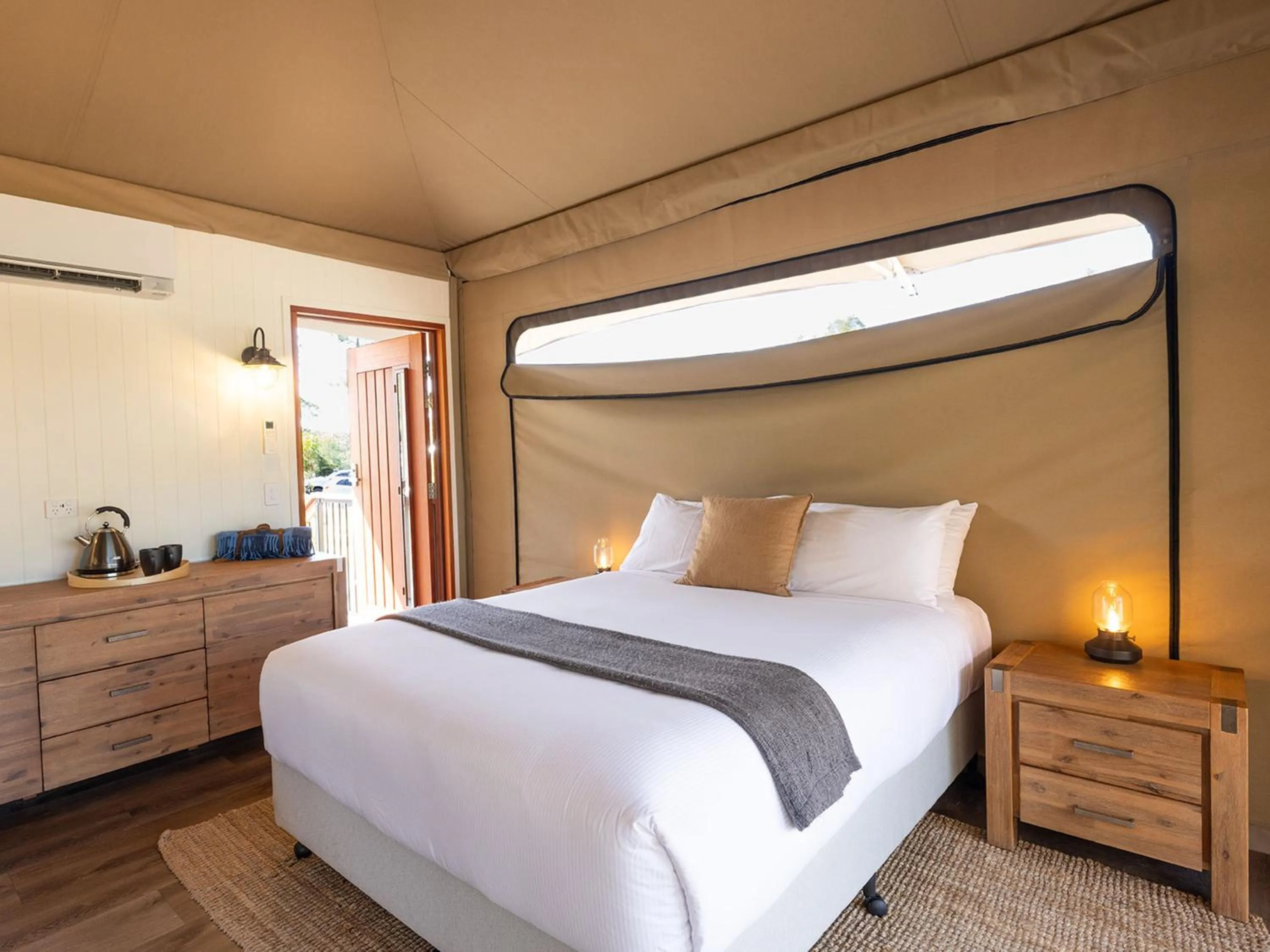 Photo of the whole room, Bed in Paradise Country Farmstay