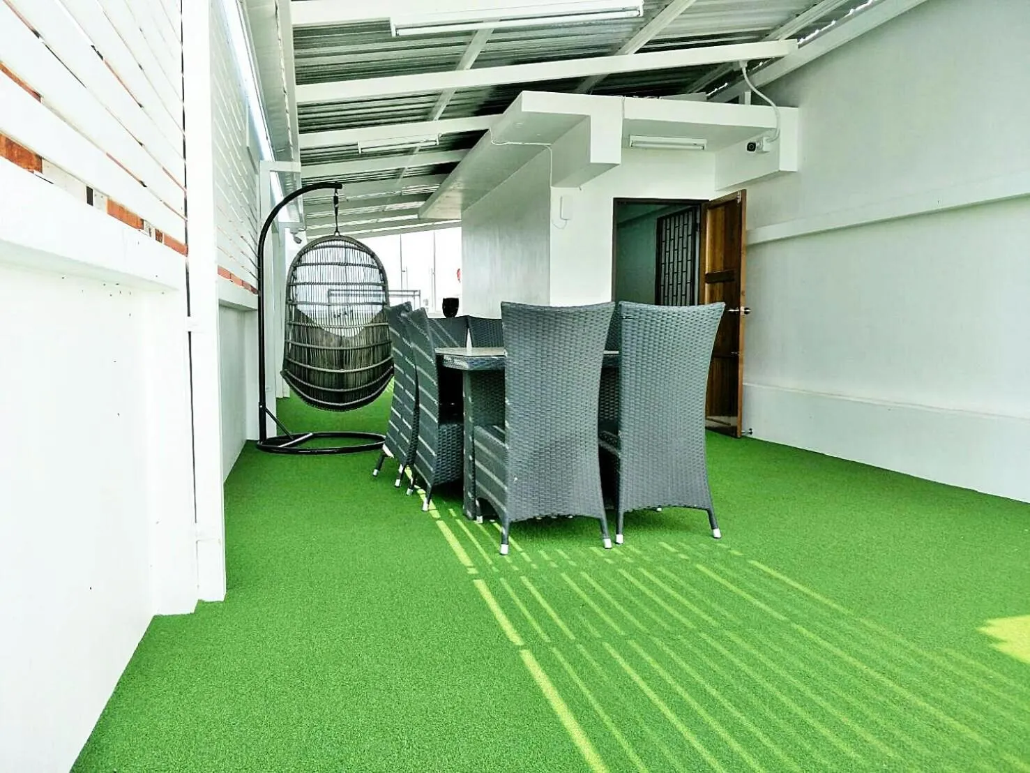 Area and facilities in Mariya Lady Hostel Suvarnabhumi Airport