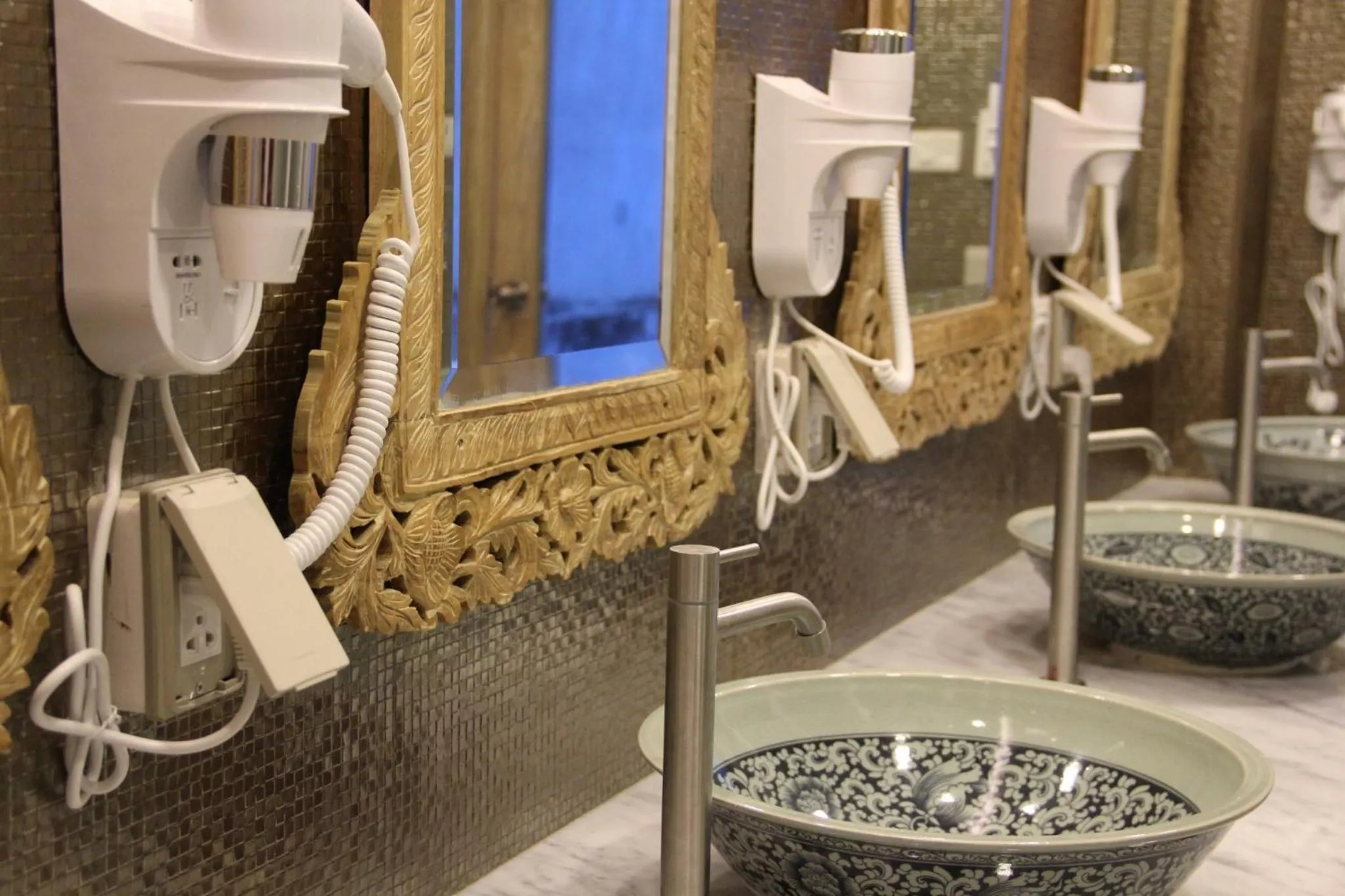 Toilet in Mariya Lady Hostel Suvarnabhumi Airport