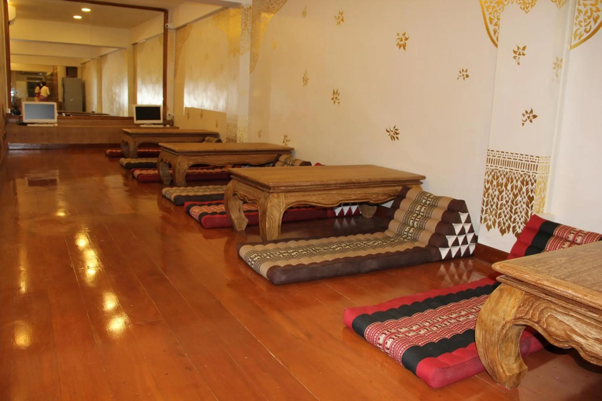 Lounge or bar in Mariya Lady Hostel Suvarnabhumi Airport