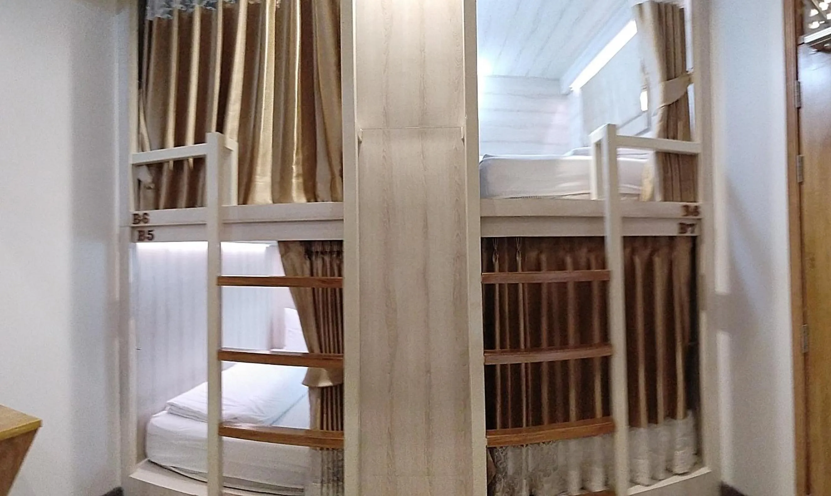 Photo of the whole room, Bed in Mariya Lady Hostel Suvarnabhumi Airport