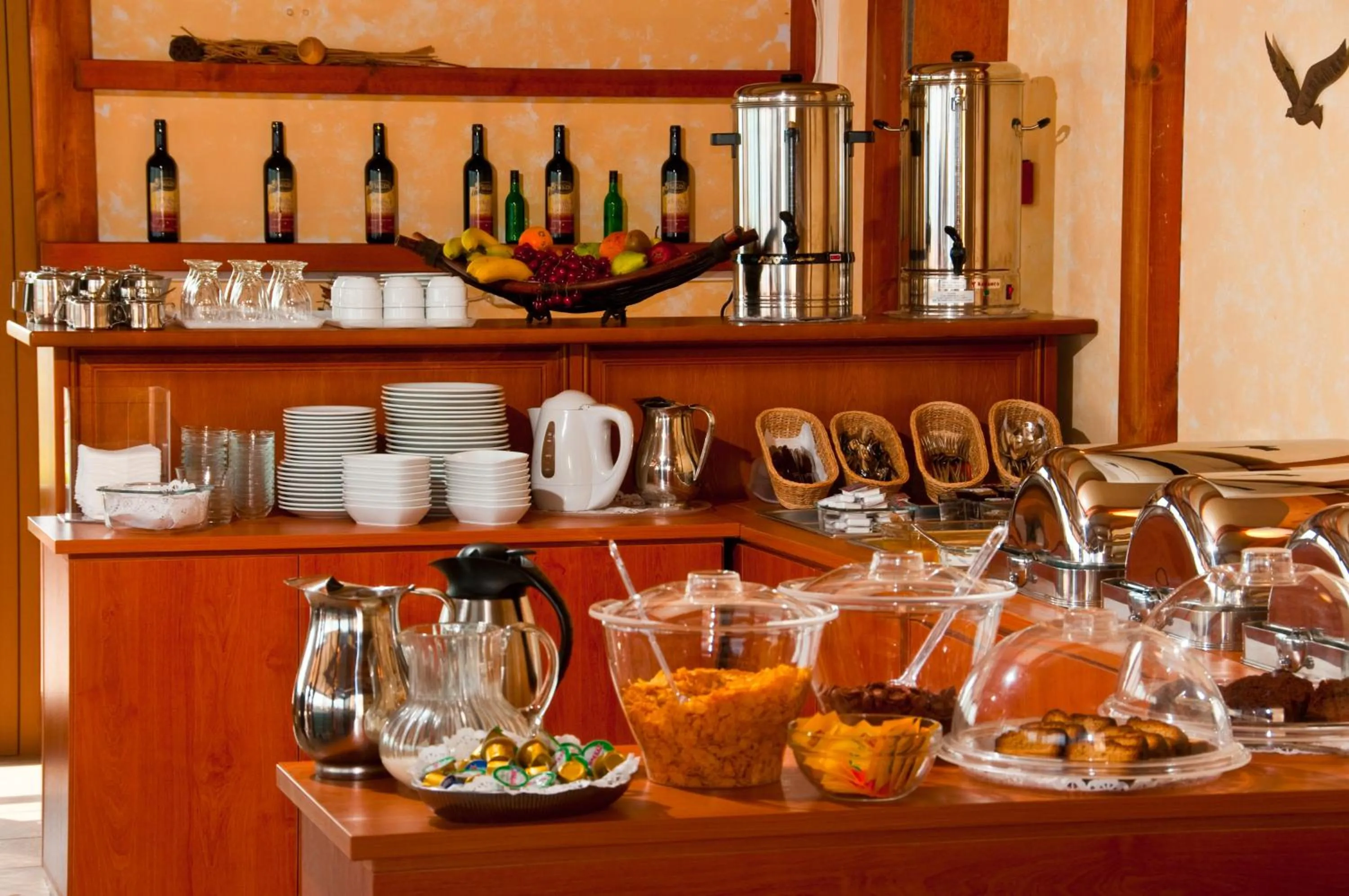 Food and drinks in Mirtilos Studios & Apartments