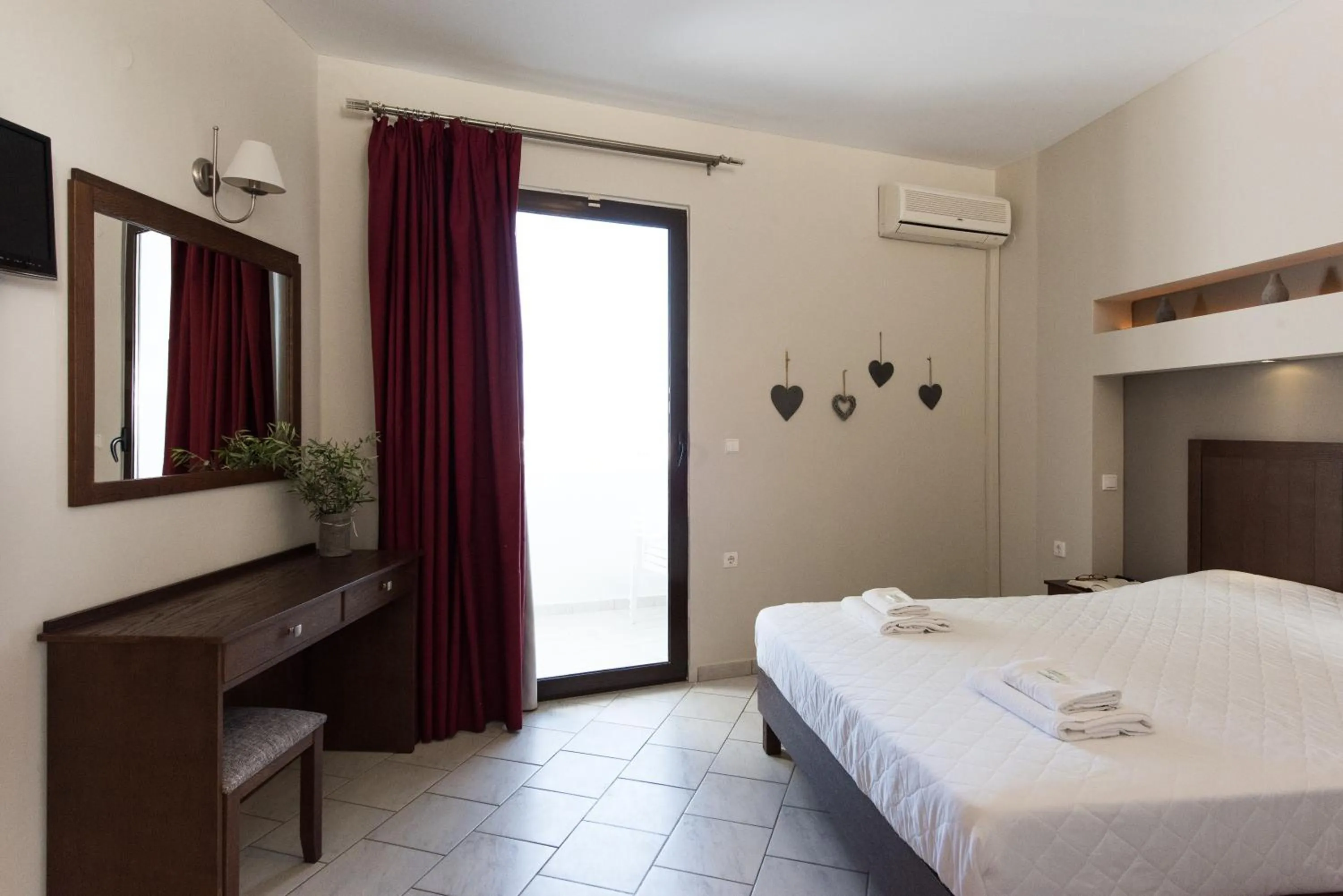 Photo of the whole room, Bed in Mirtilos Studios & Apartments