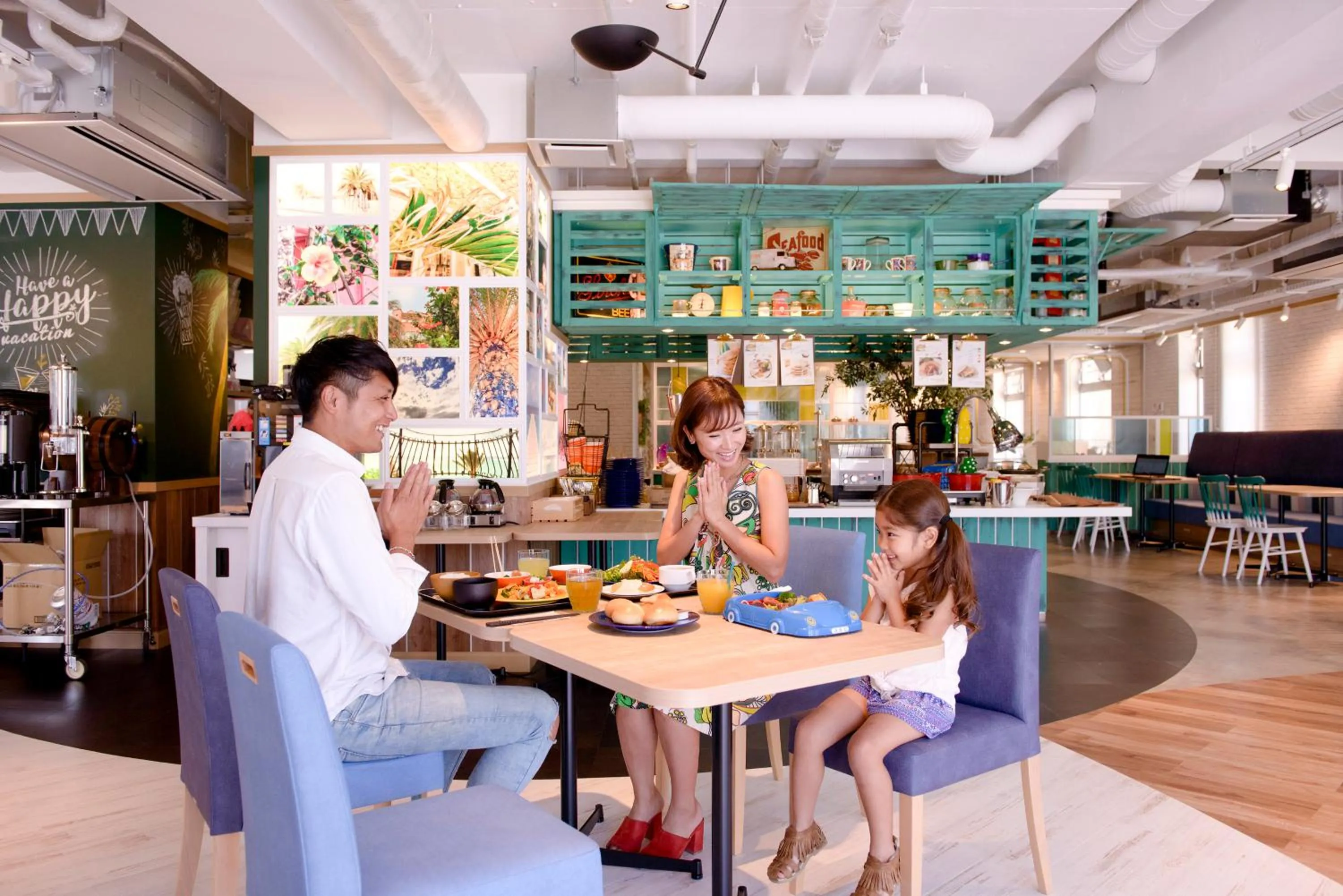 Food and drinks in La'gent Hotel Okinawa Chatan Hotel and Hostel