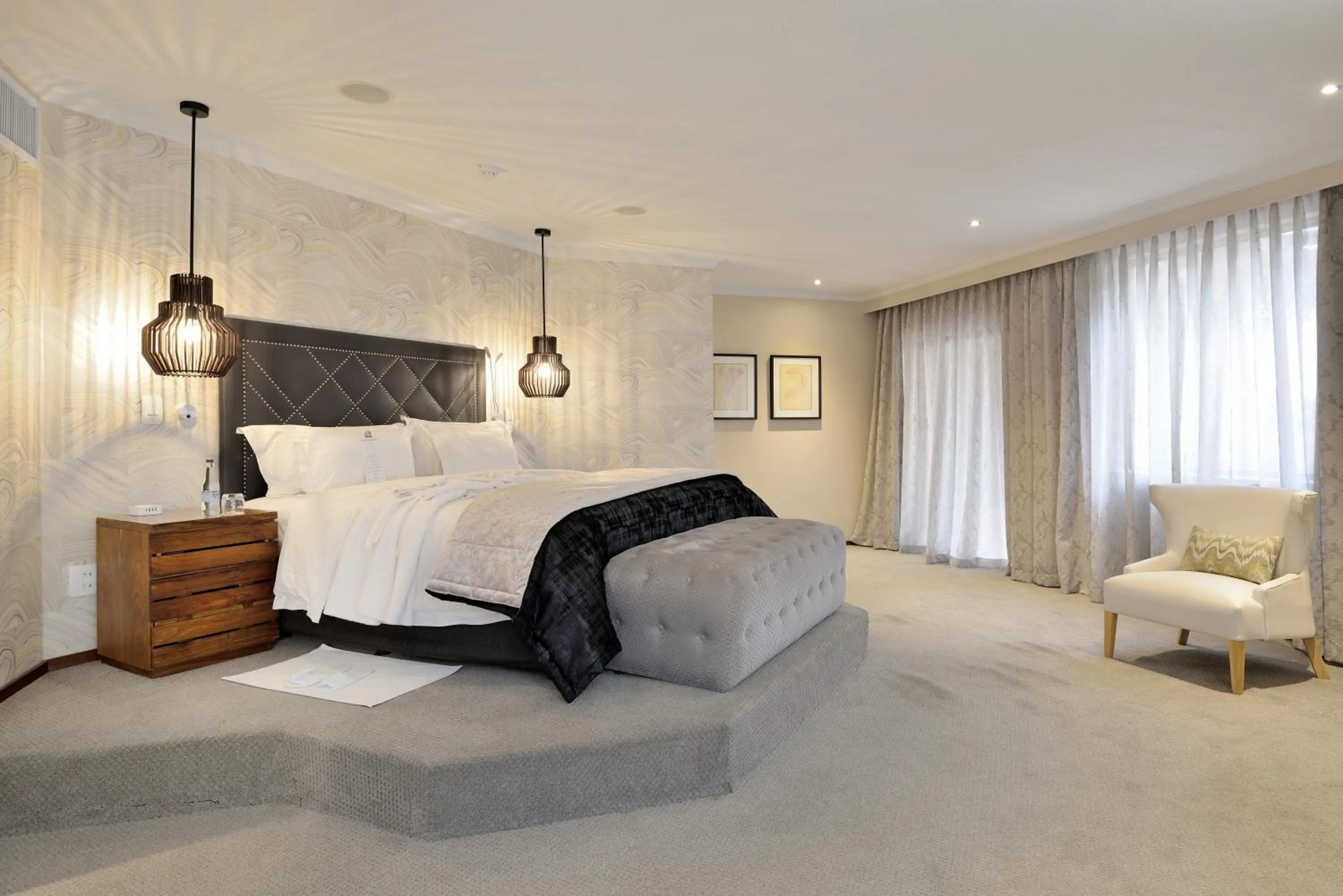 Bedroom, Bed in Windhoek Country Club Resort