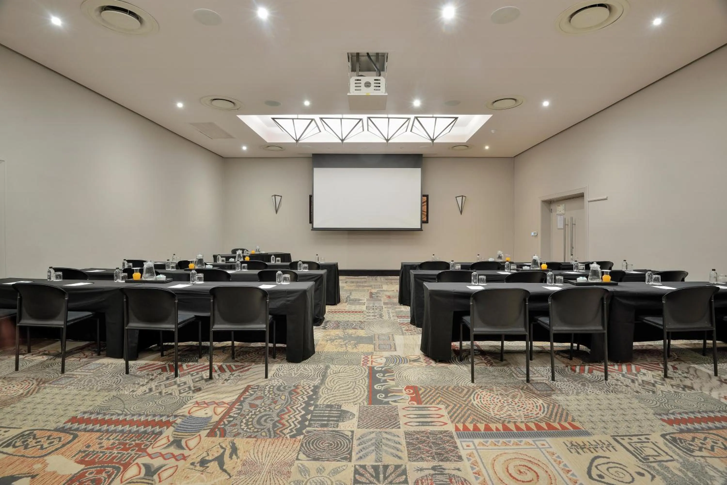 Meeting/conference room in Windhoek Country Club Resort