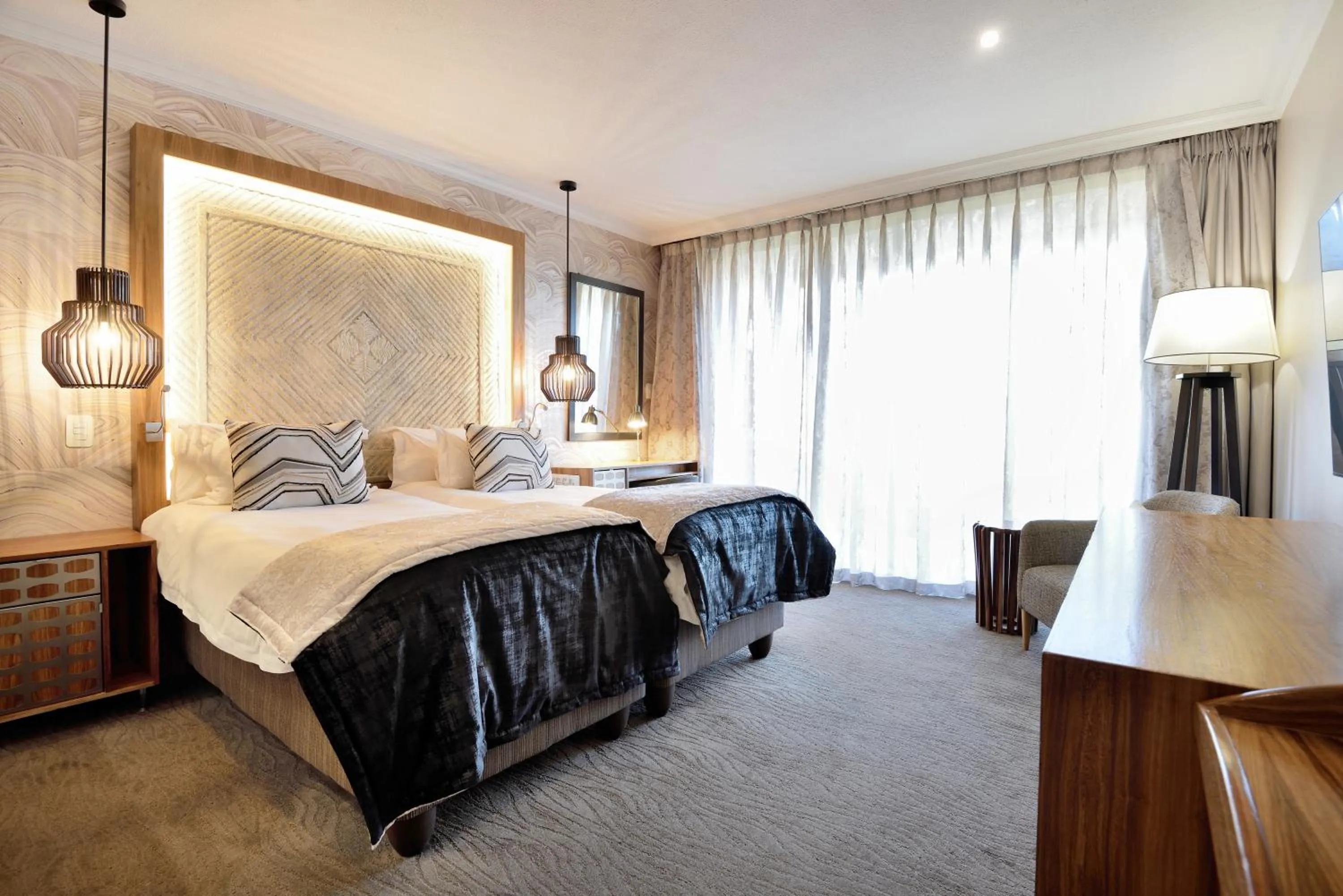 Bedroom, Bed in Windhoek Country Club Resort