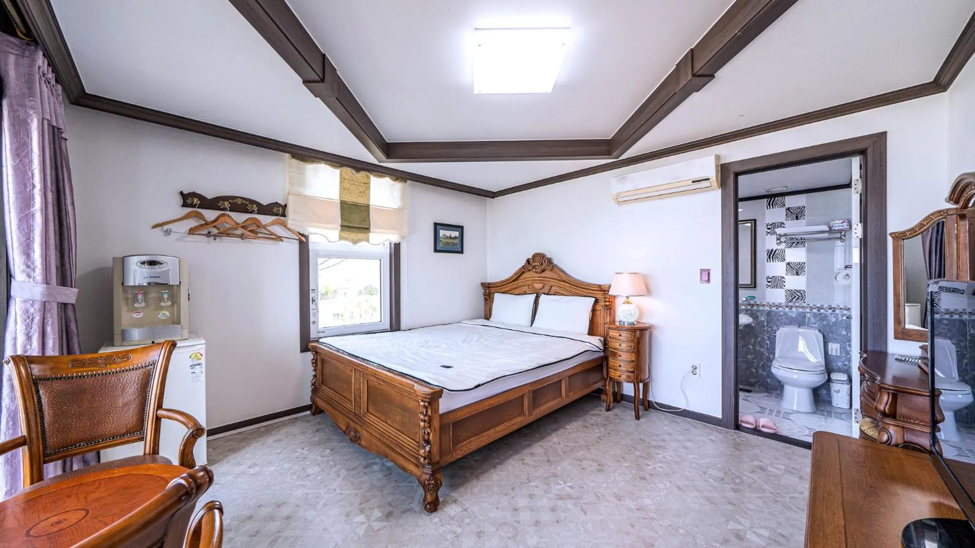 Photo of the whole room, Bed in Pension Badawa