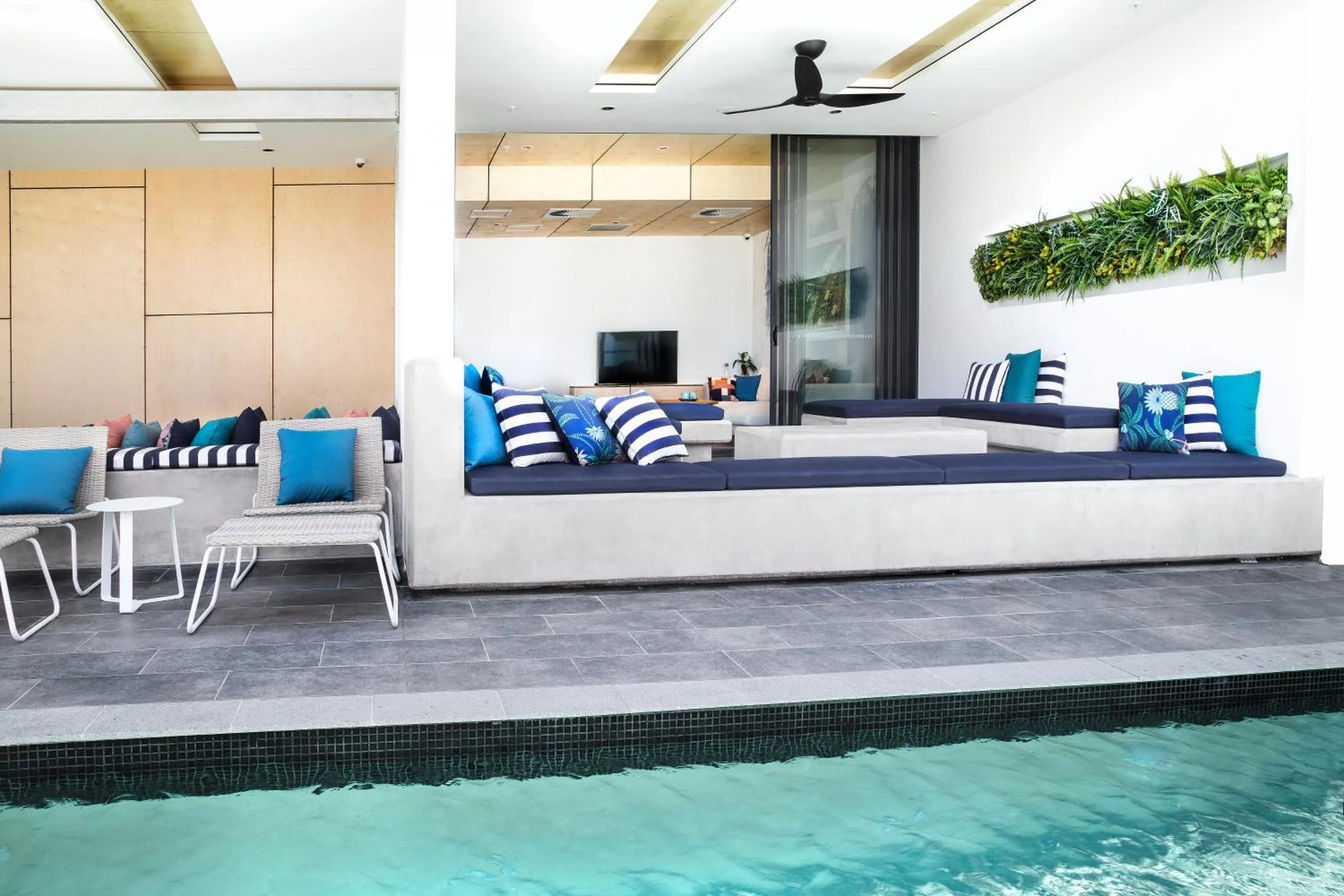 Swimming pool in Ivy and Eve Apartments by CLLIX