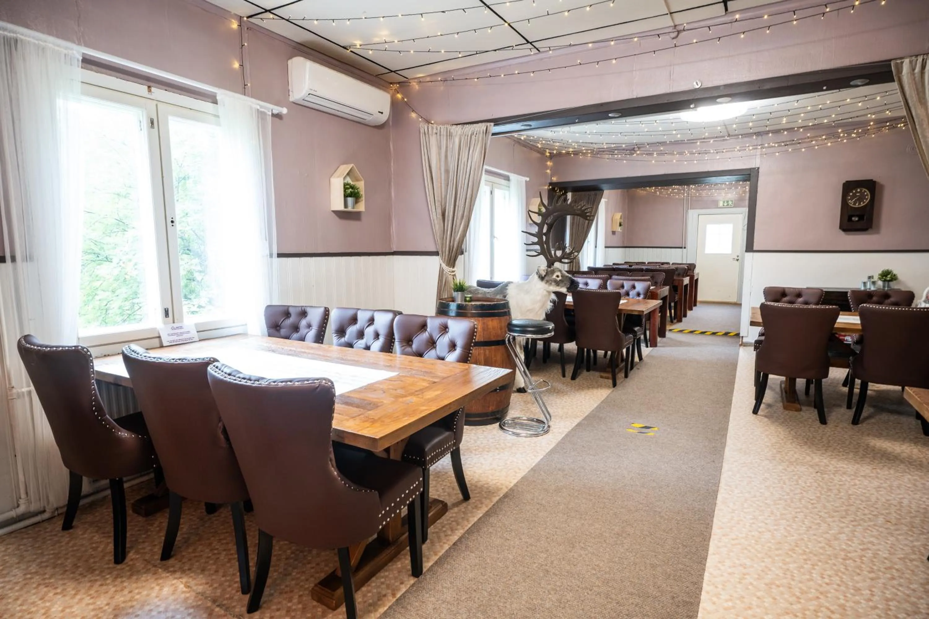 Restaurant/places to eat in Arctic Guesthouse & Igloos