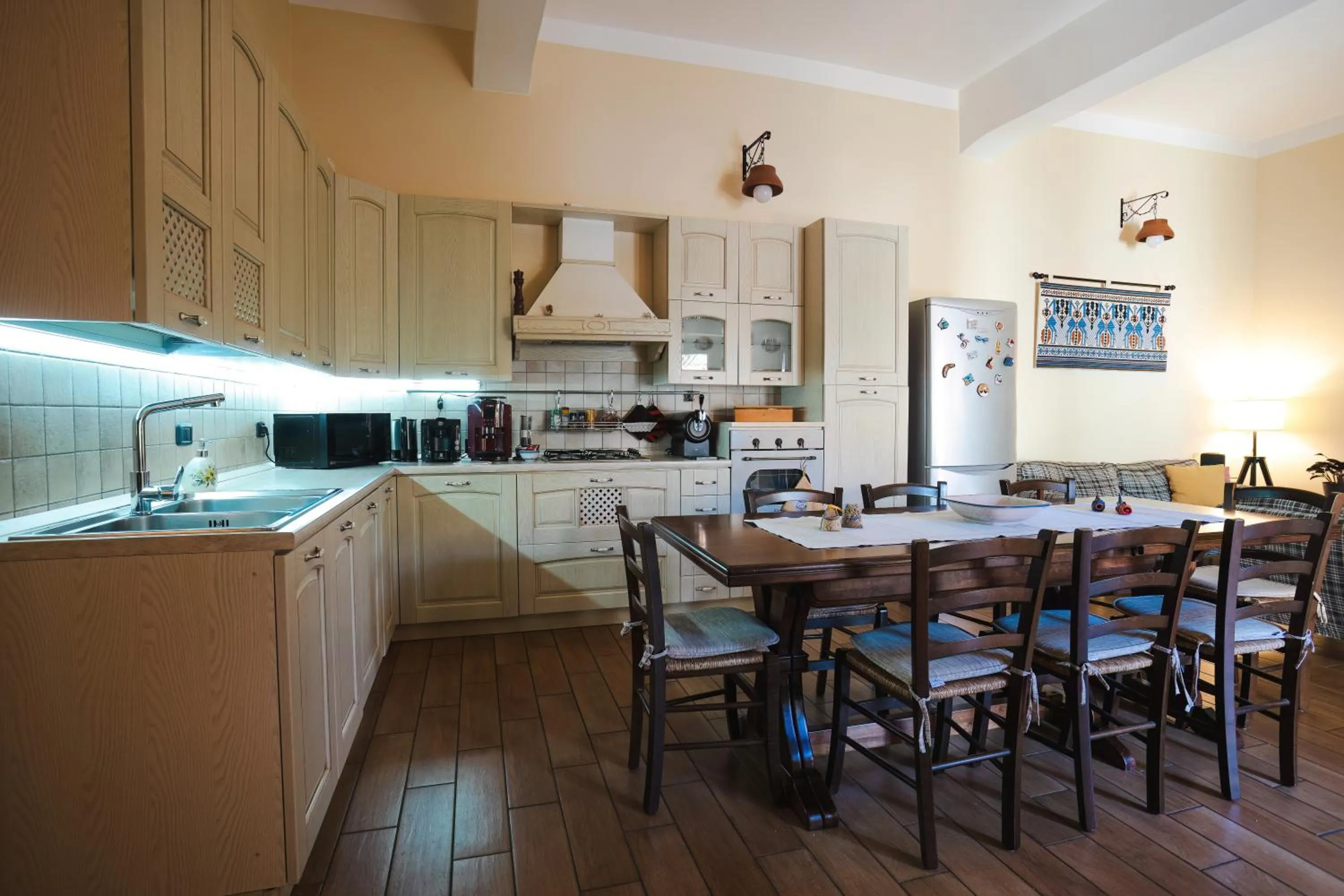 Kitchen or kitchenette in B&B L'Albero Dei Limoni