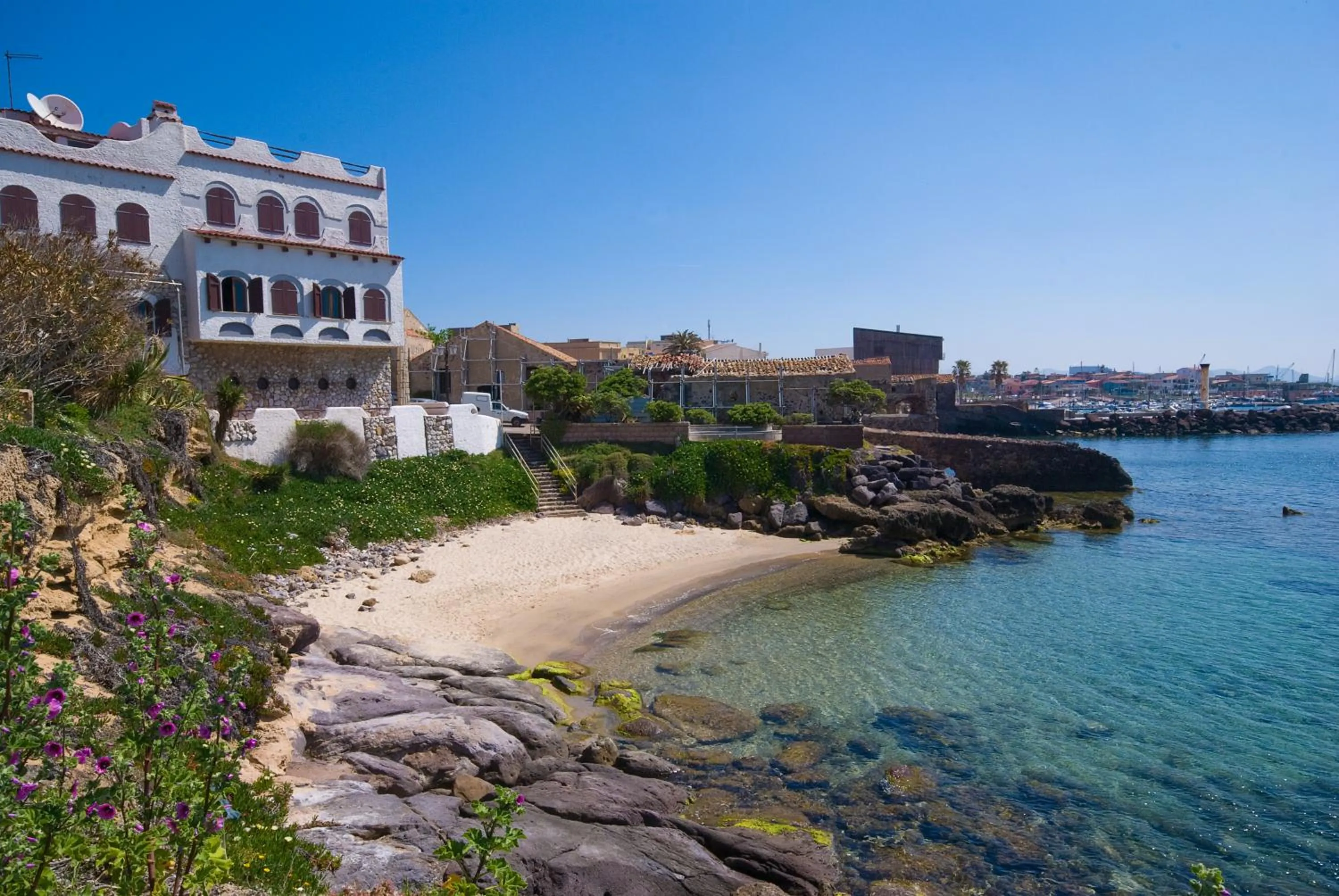 Beach in B&B L'Albero Dei Limoni