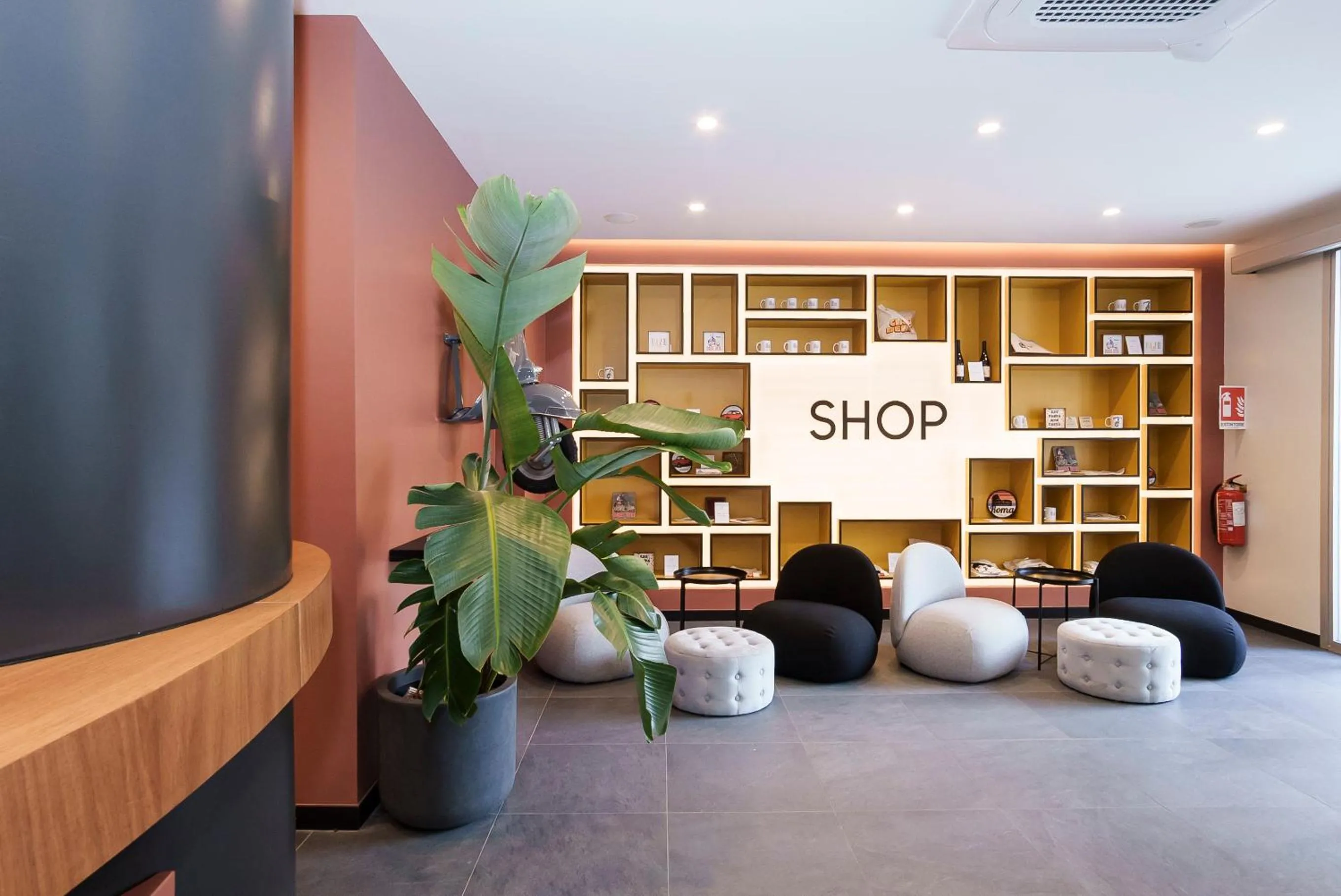 Lobby or reception in Aparthotel Colombo Roma