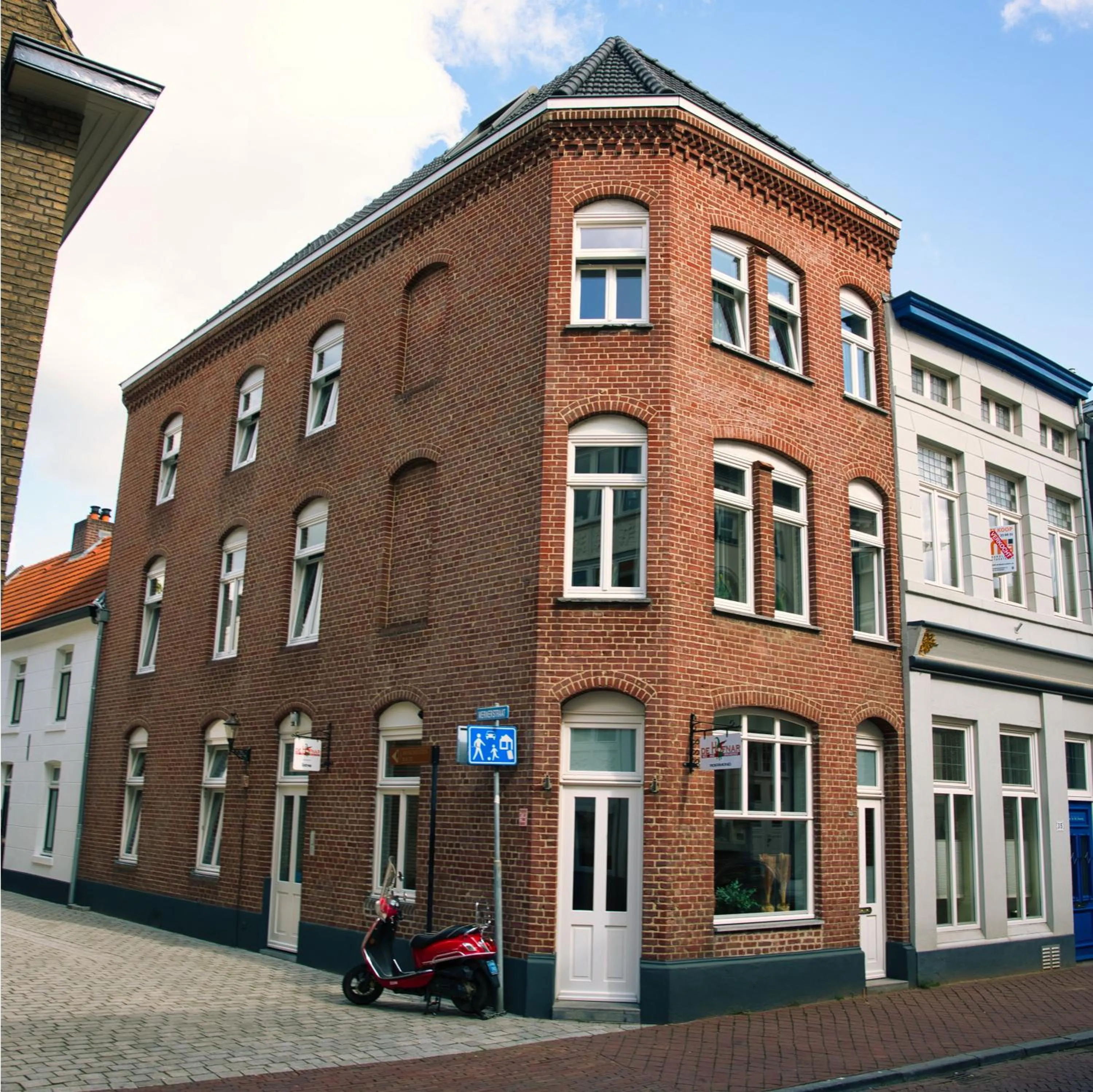 Property building in B&B De Hofnar Roermond