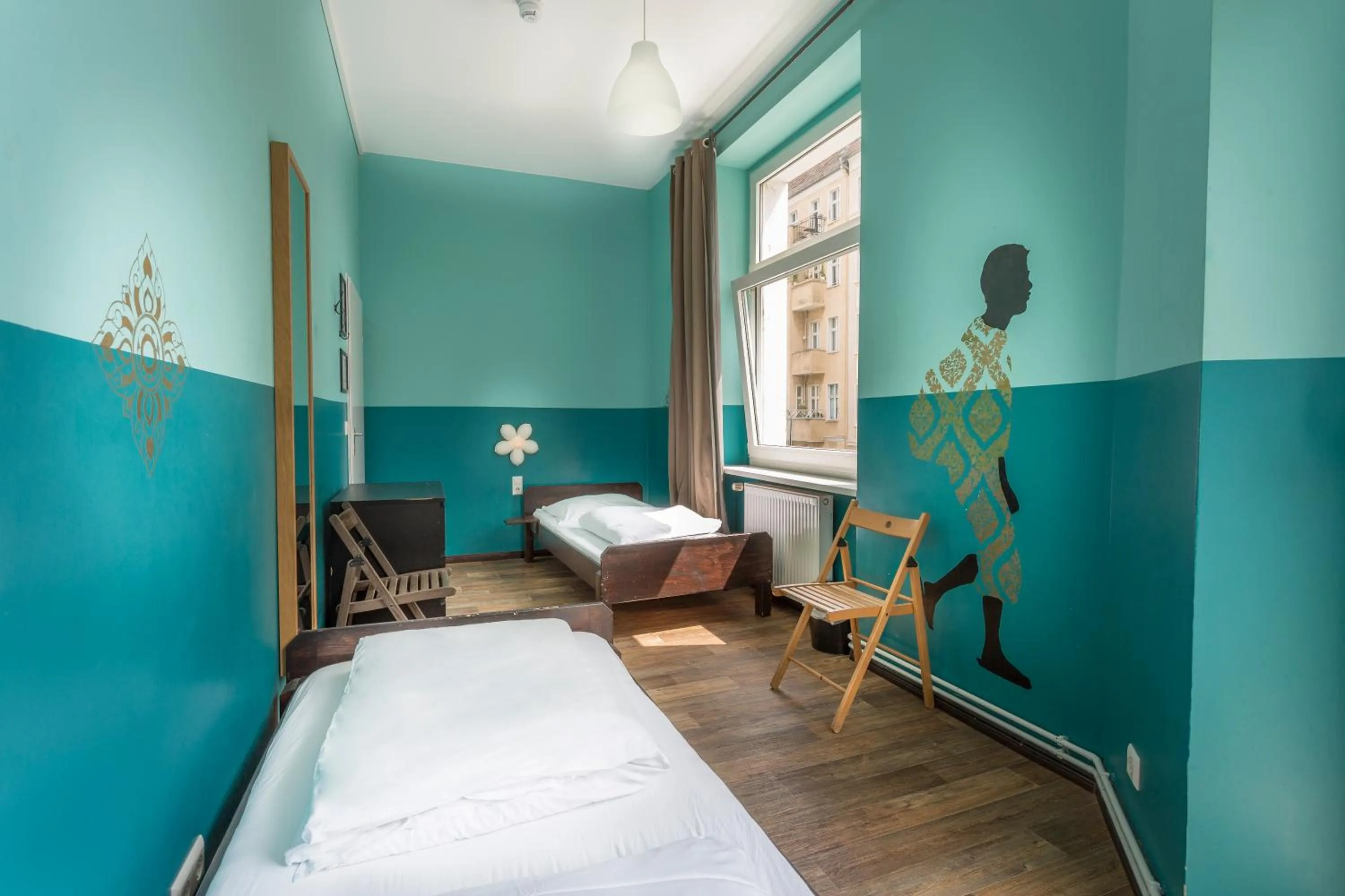 Photo of the whole room, Bed in Sunflower Hostel Berlin