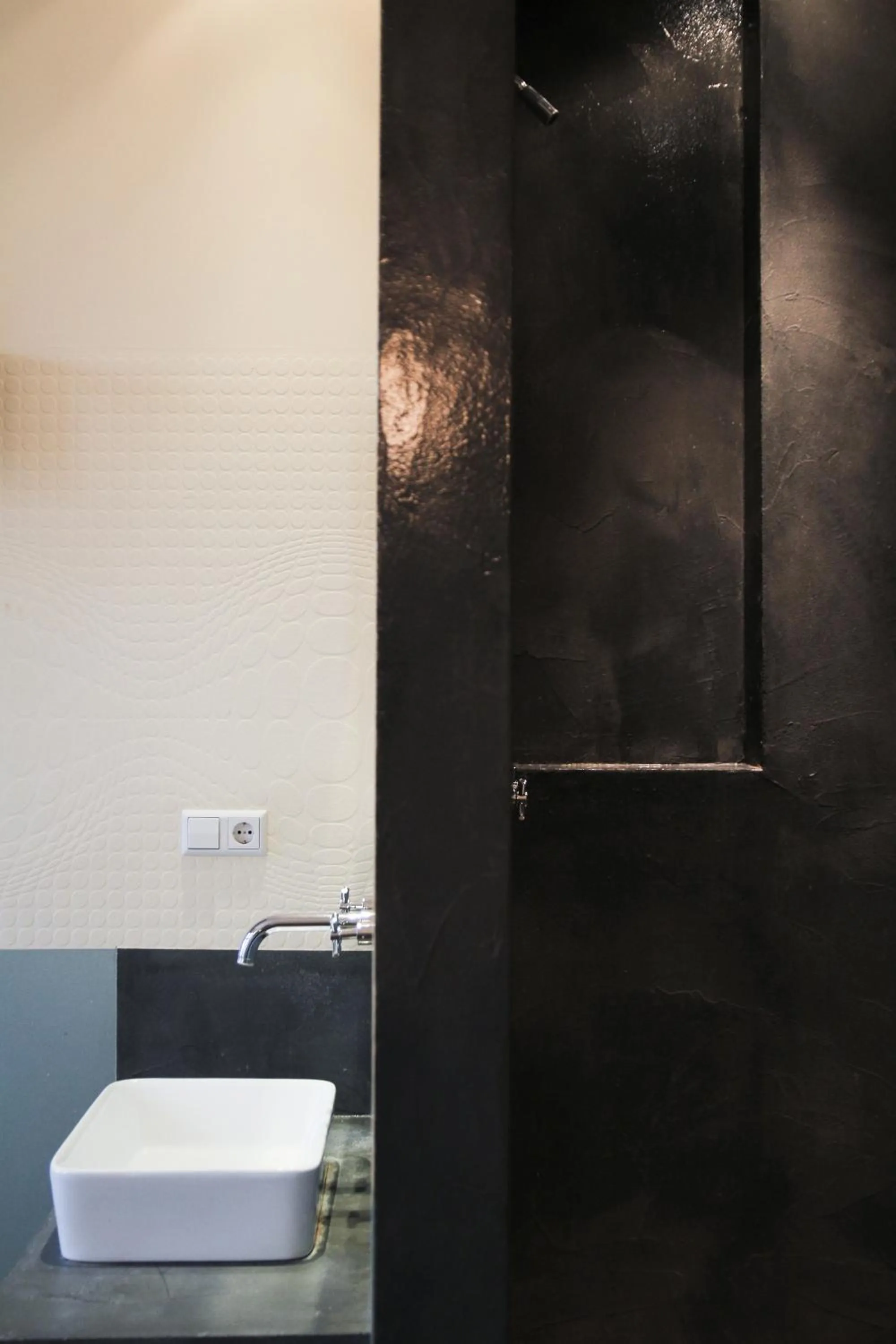 Decorative detail in Sunflower Hostel Berlin