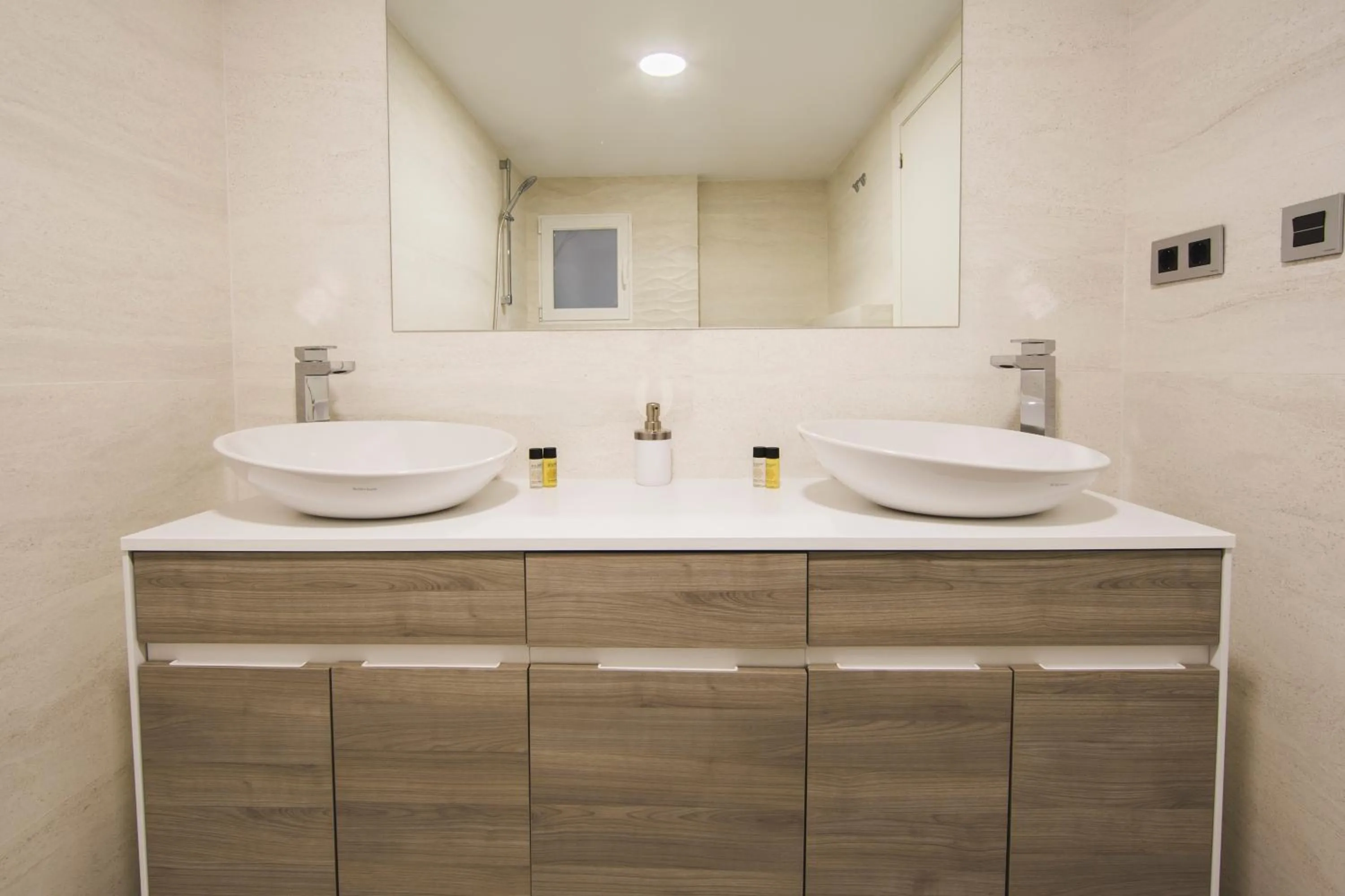 Bathroom in HQ Rooms Apartments San Vicente