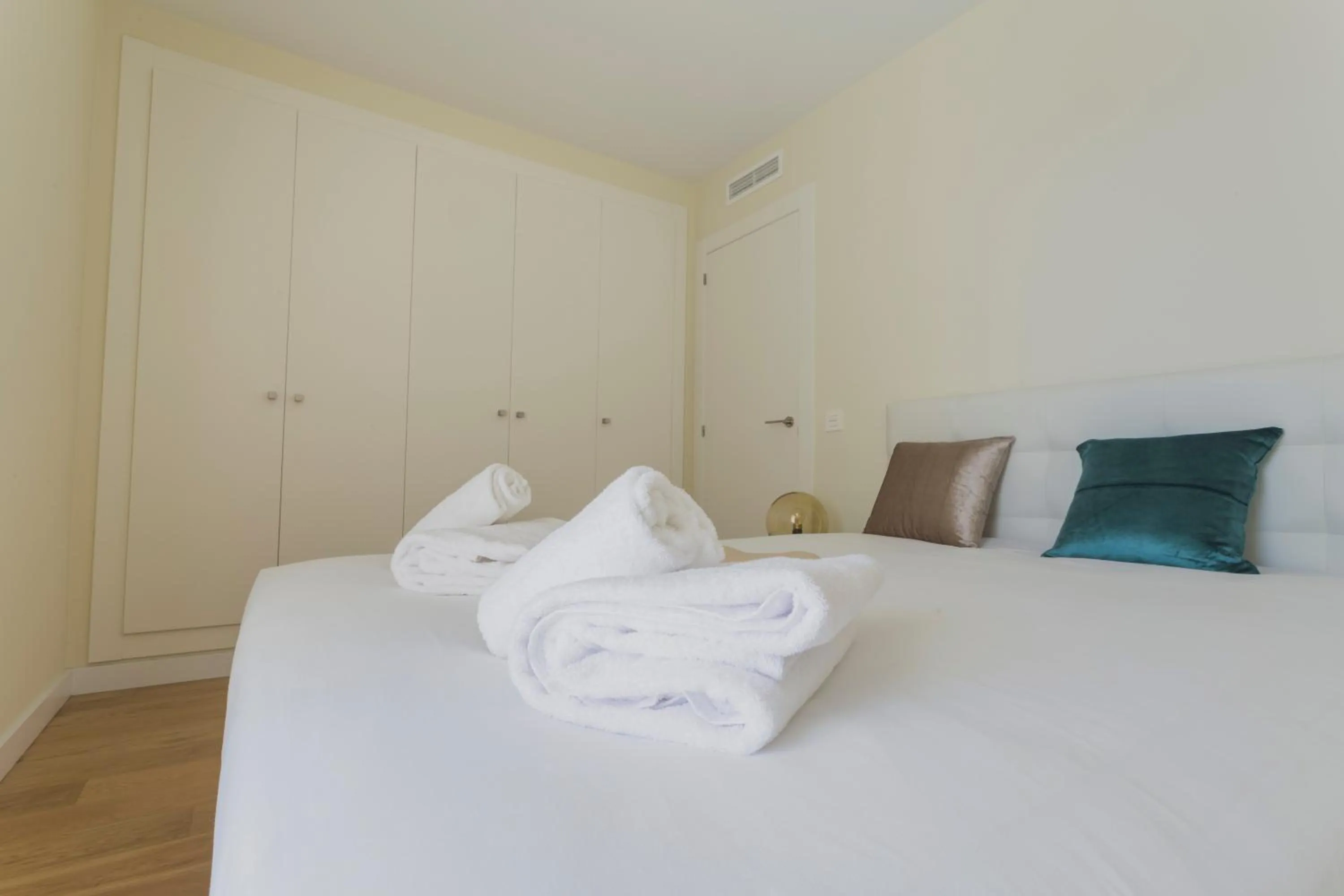 Bedroom, Bed in HQ Rooms Apartments San Vicente