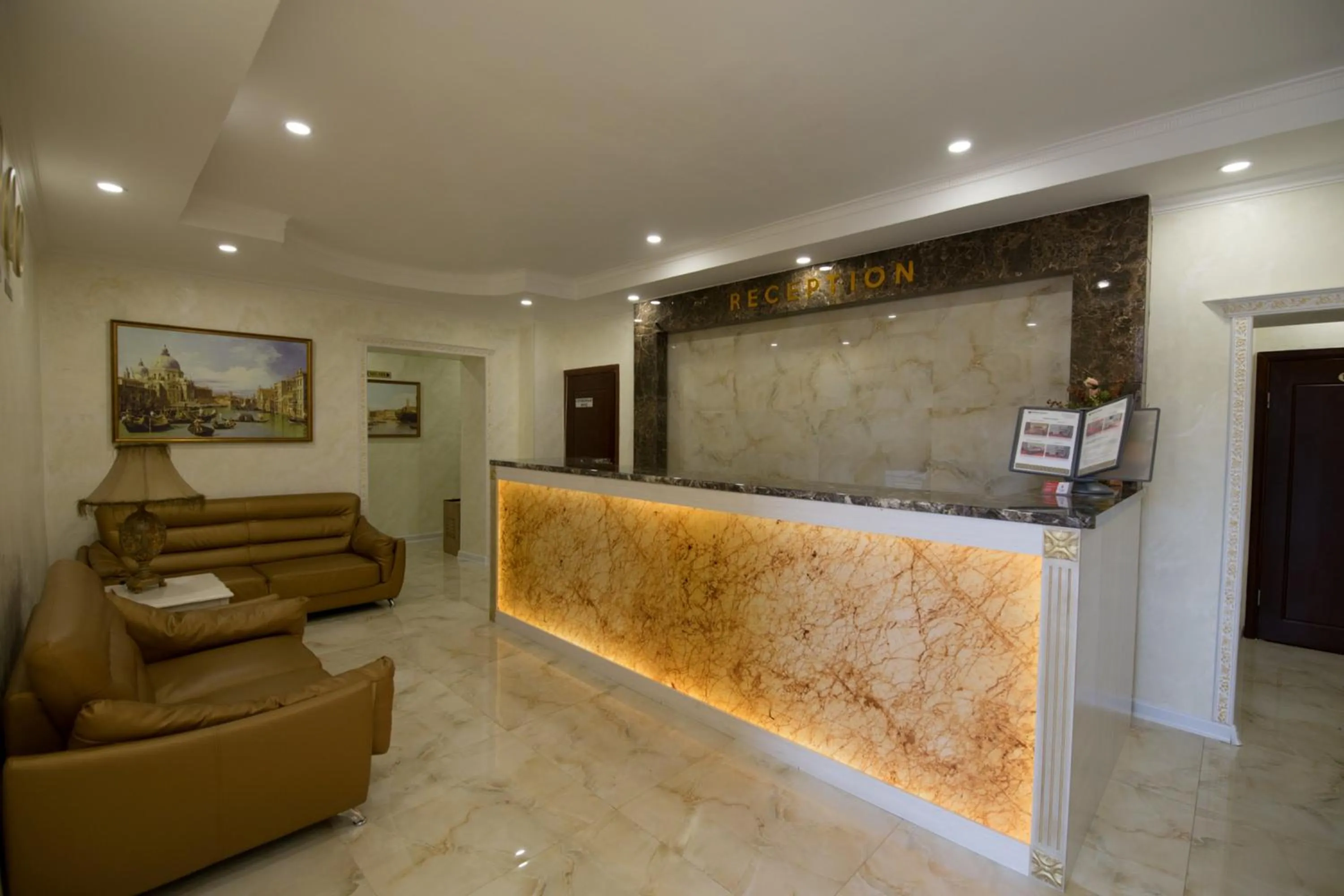 Lobby or reception in Renion Zyliha Hotel