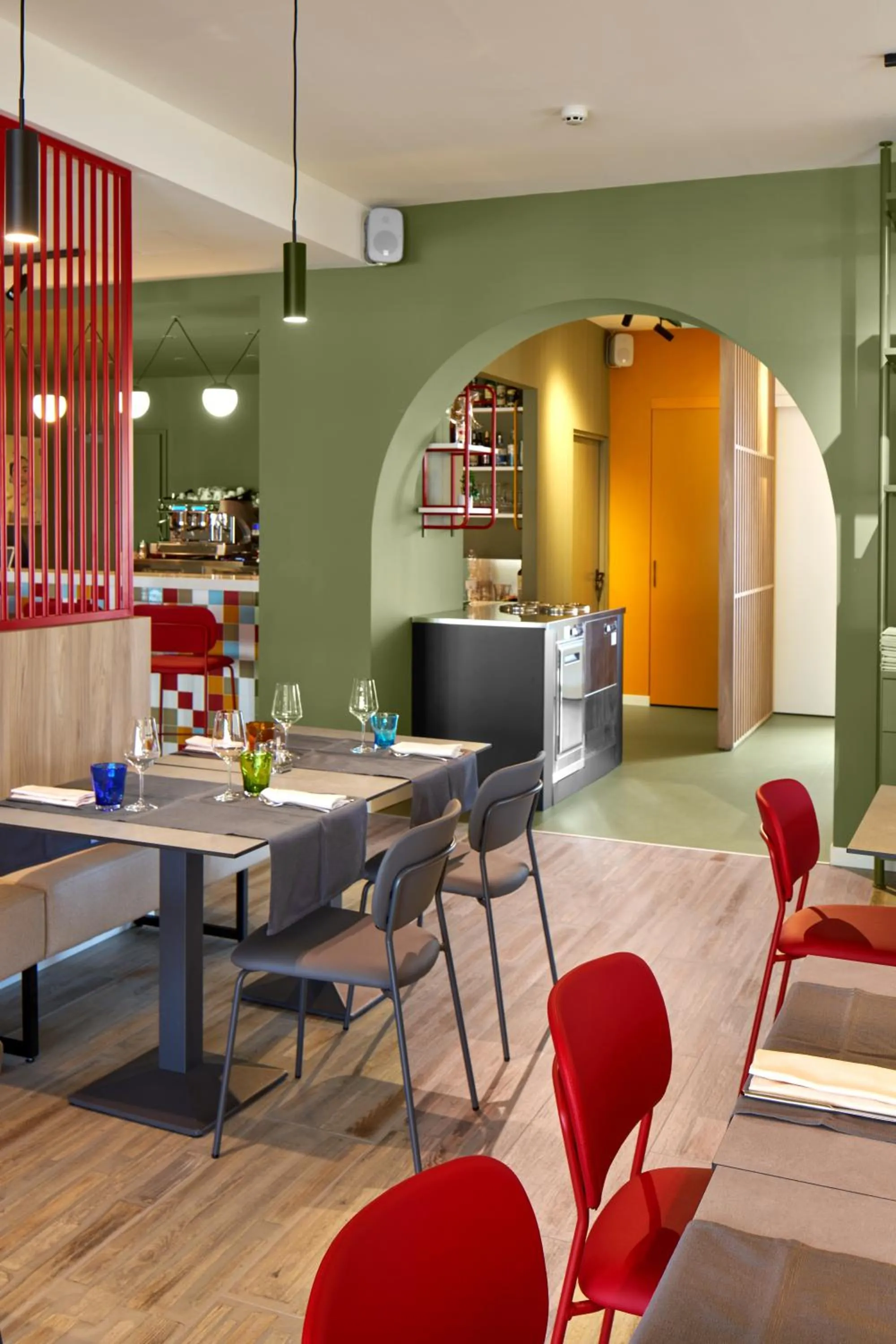 Restaurant/places to eat in Hotel Italia