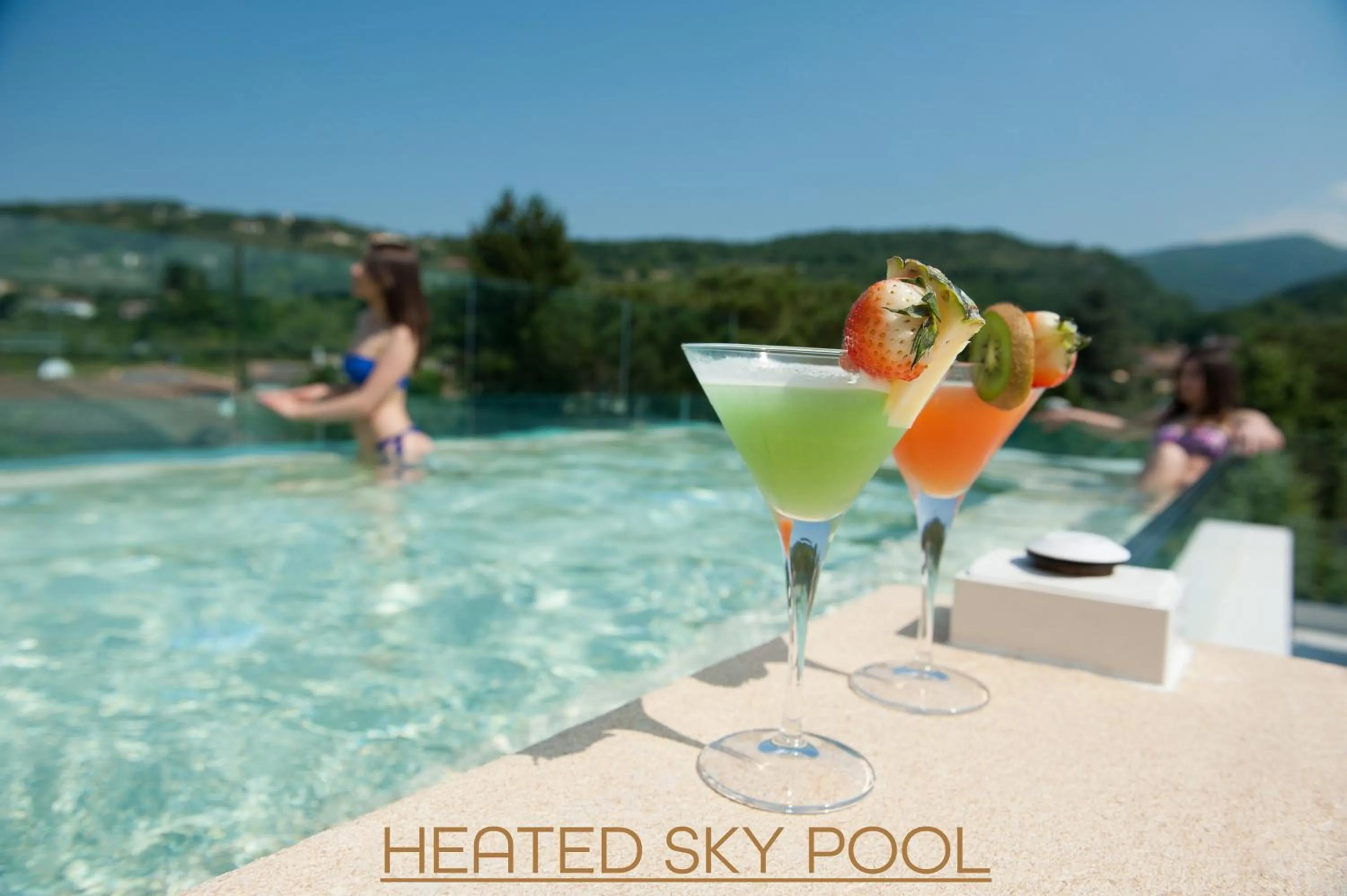 Swimming pool in Hotel Italia