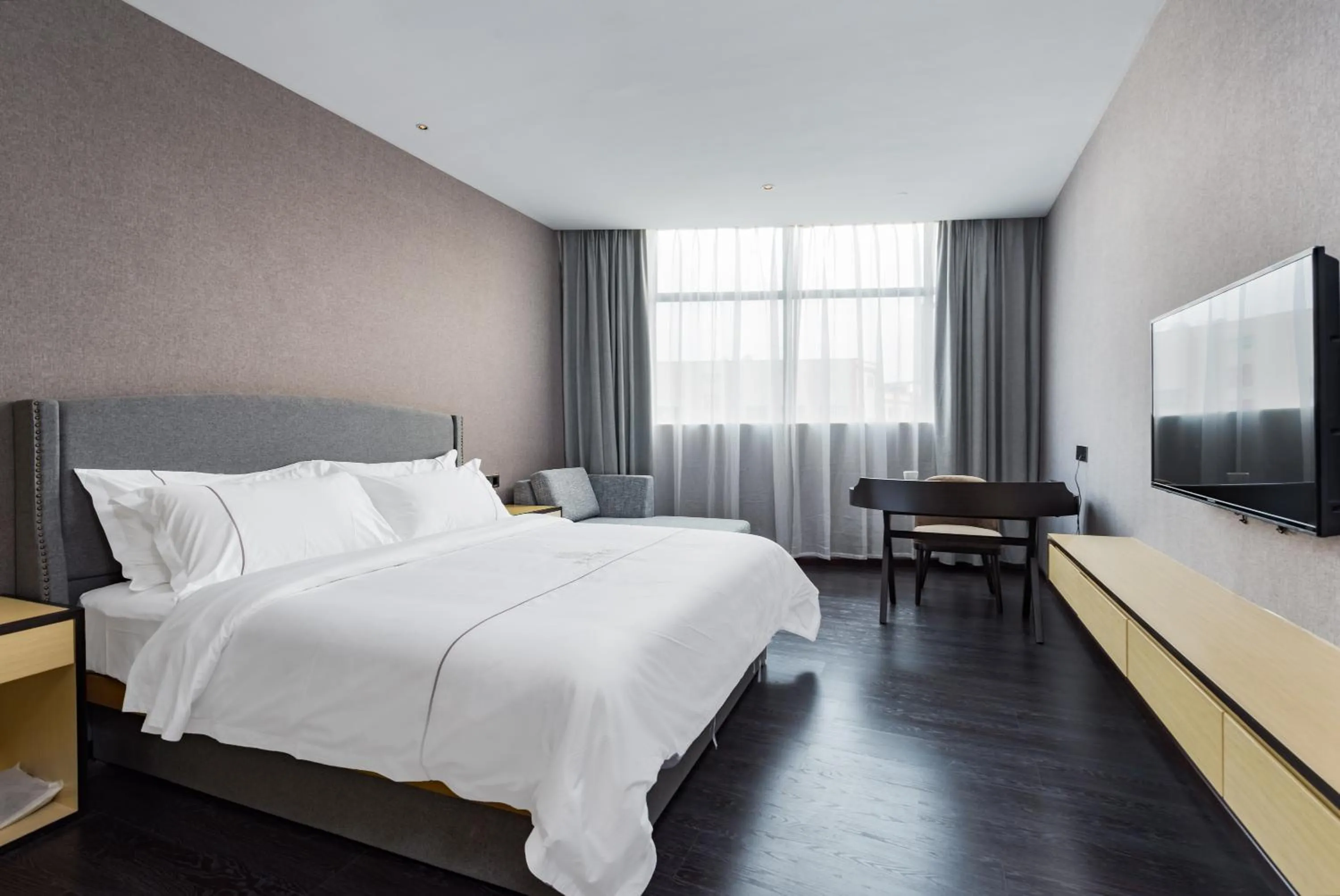 Bedroom, Bed in Guangzhou Mustin Hotel