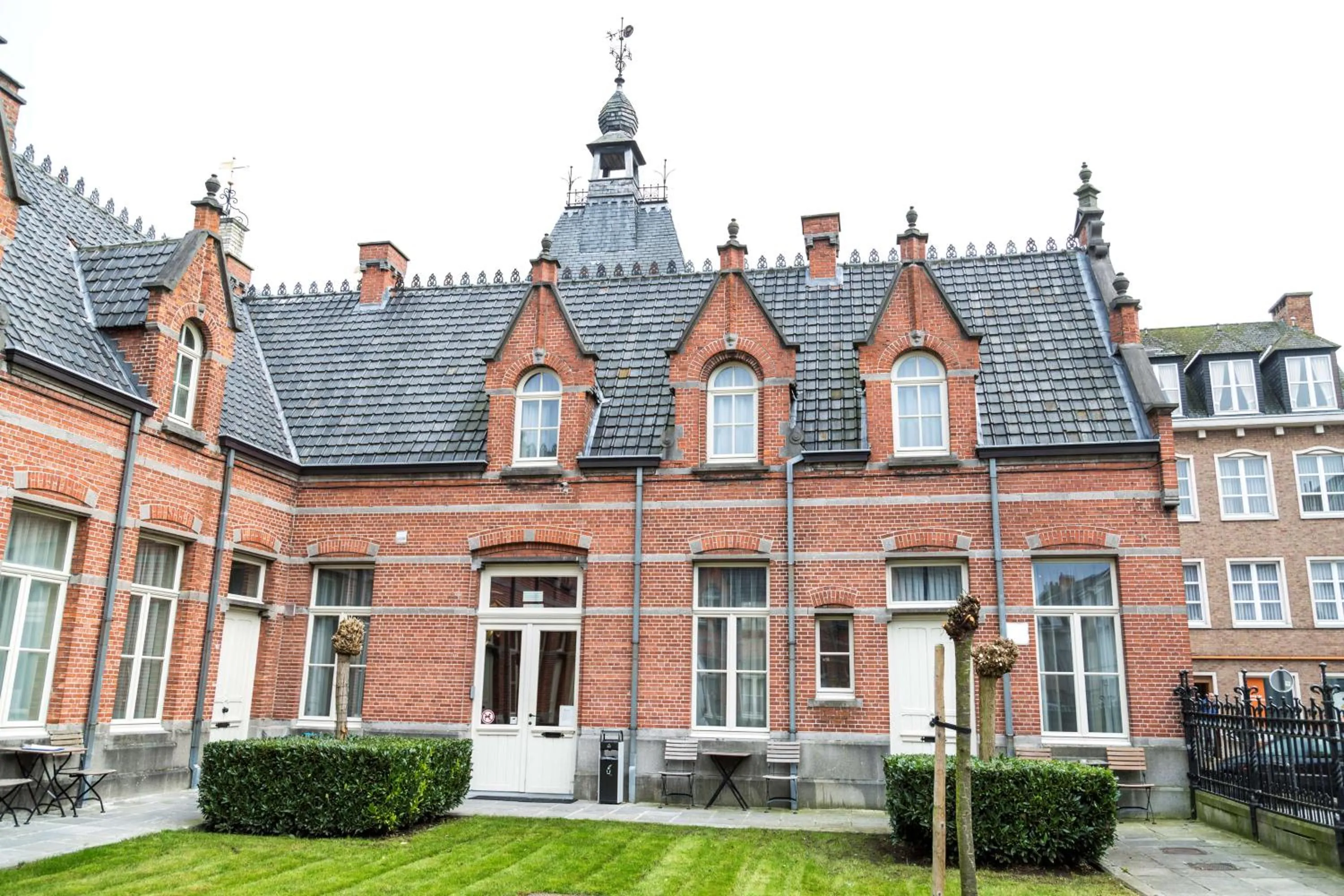 Property building in Zimmerhof Hotel