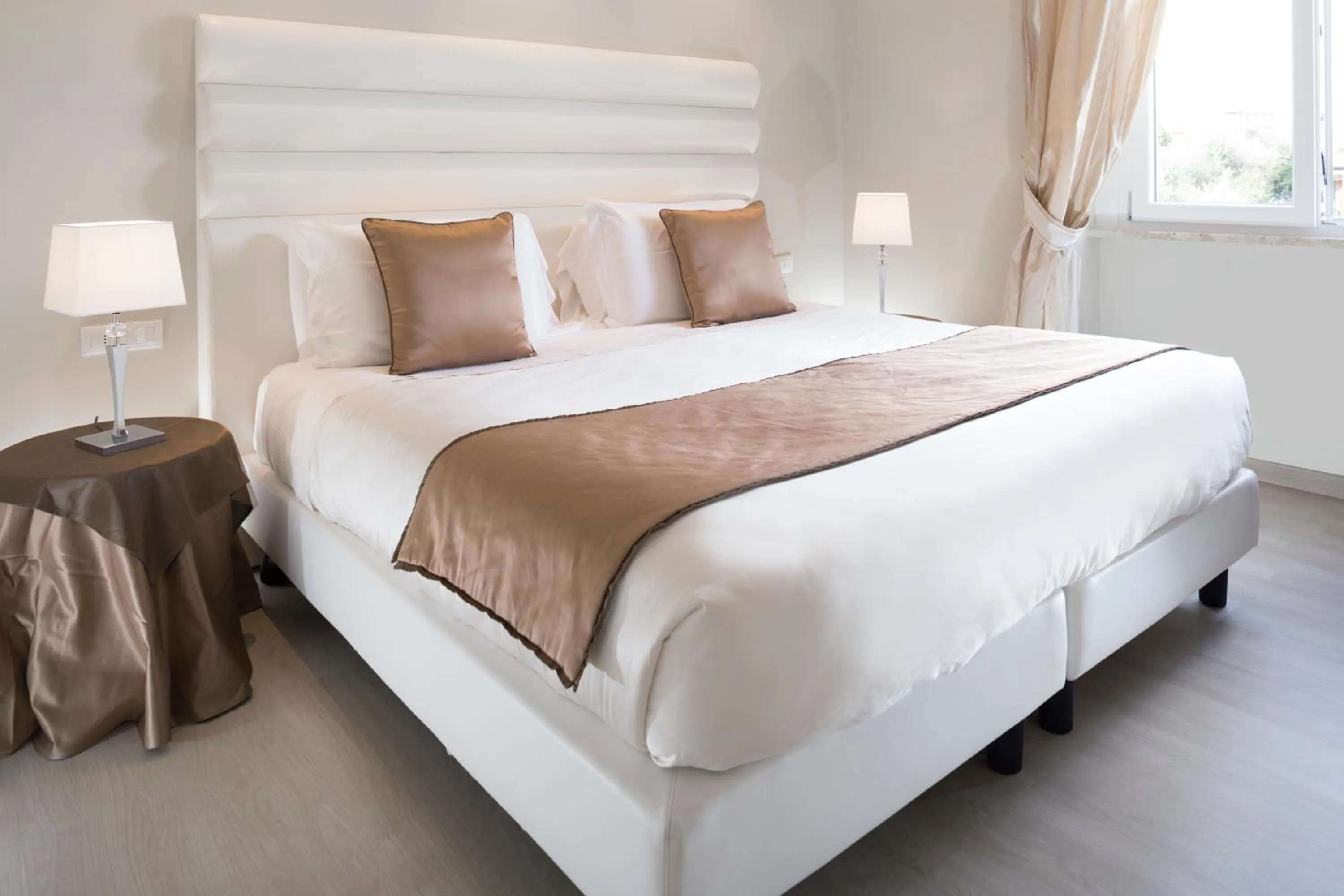 Bed in Europa Grand Hotel