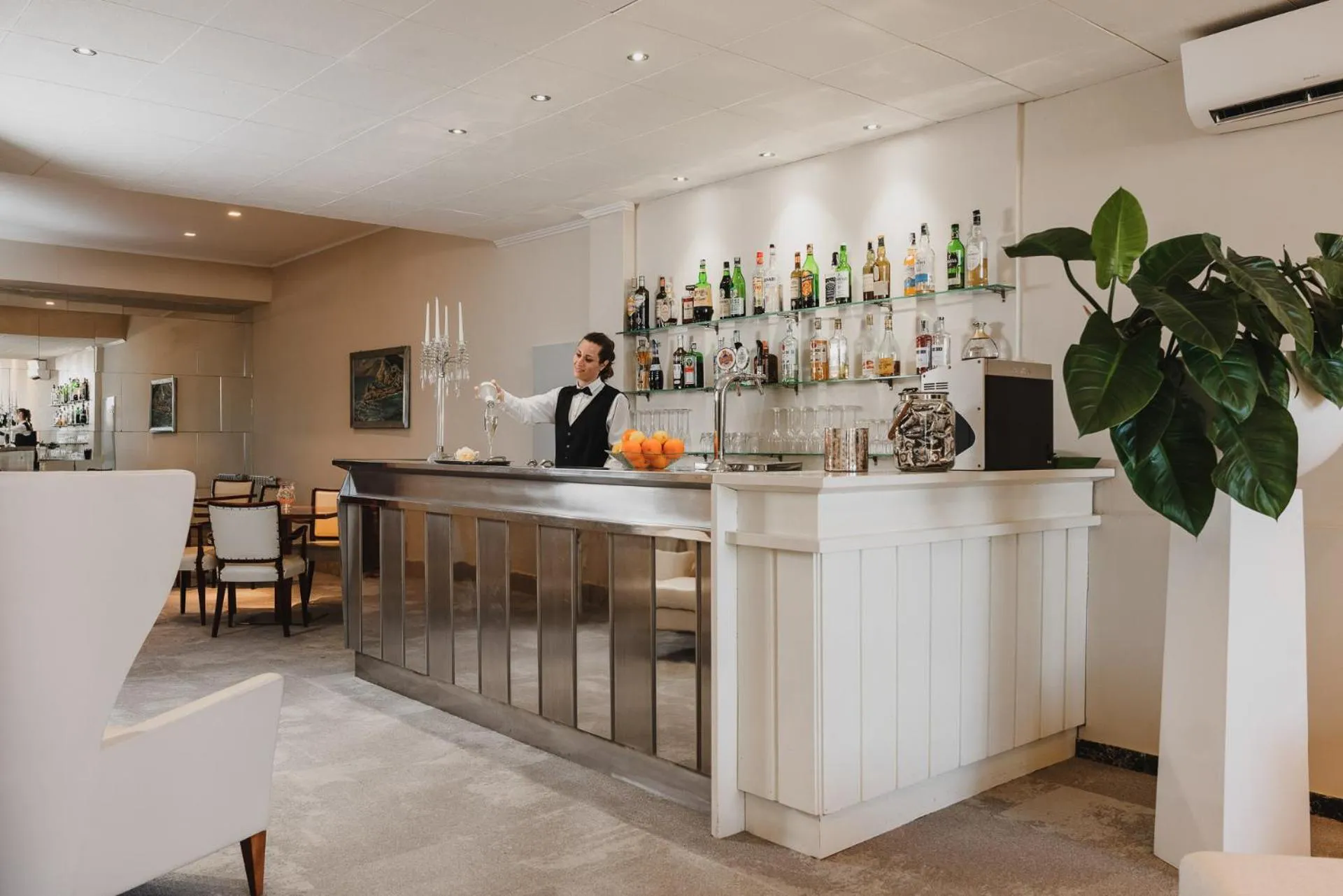 Lounge or bar in Europa Grand Hotel