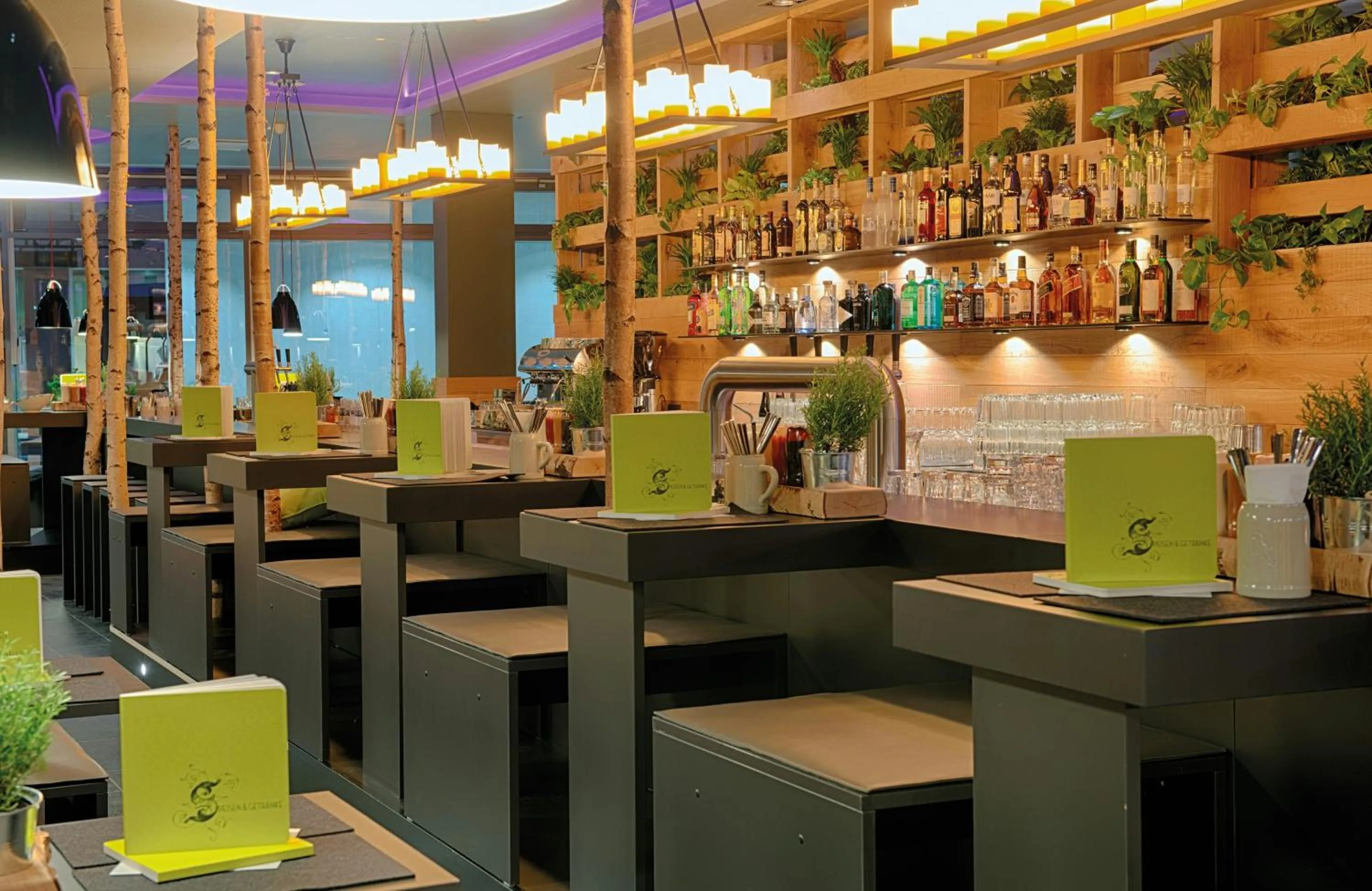 Lounge or bar in NYX Hotel Munich by Leonardo Hotels