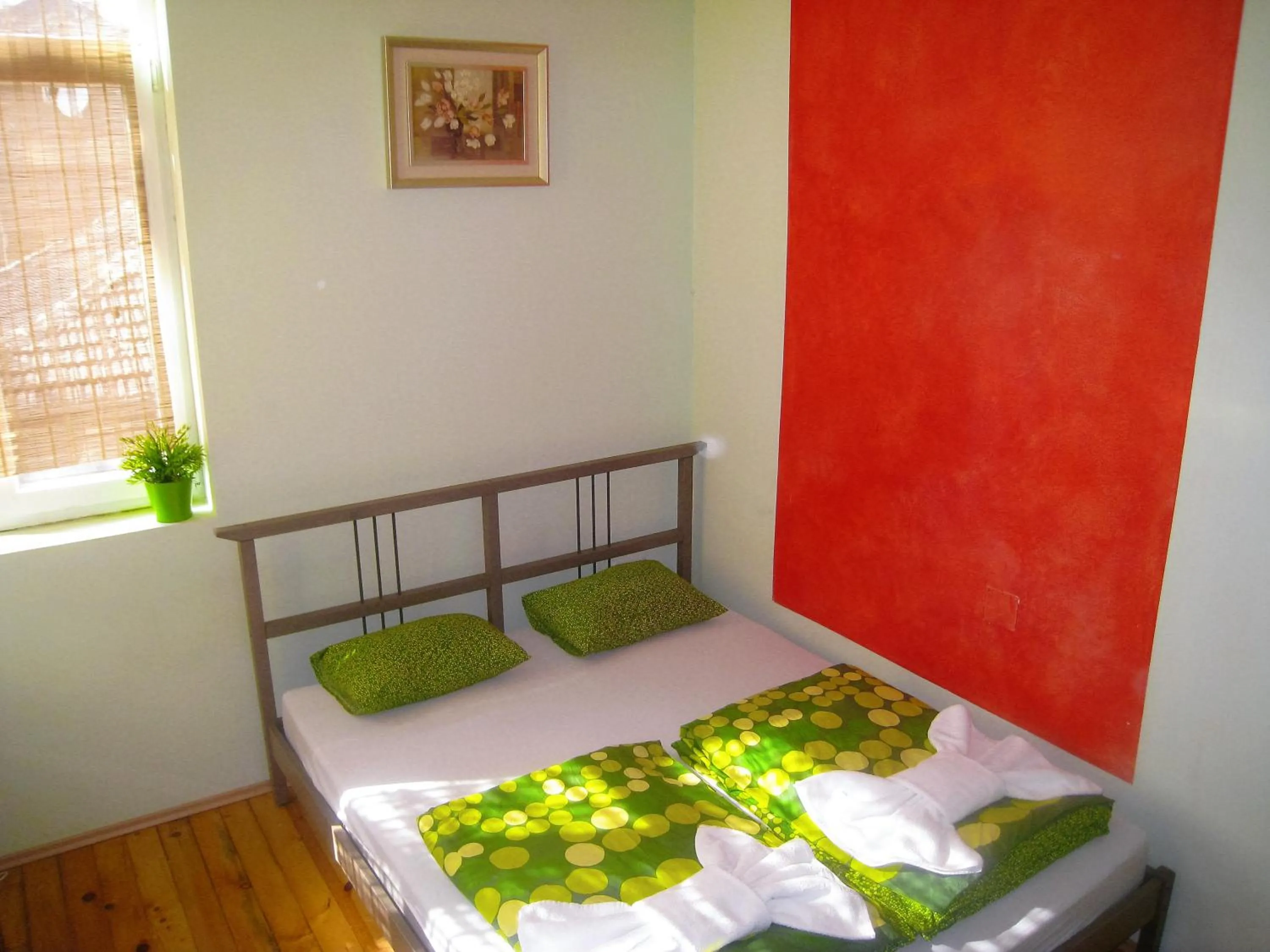 TV and multimedia, Bed in Elegance on a Budget - Rooms for Rent in Sofia Center