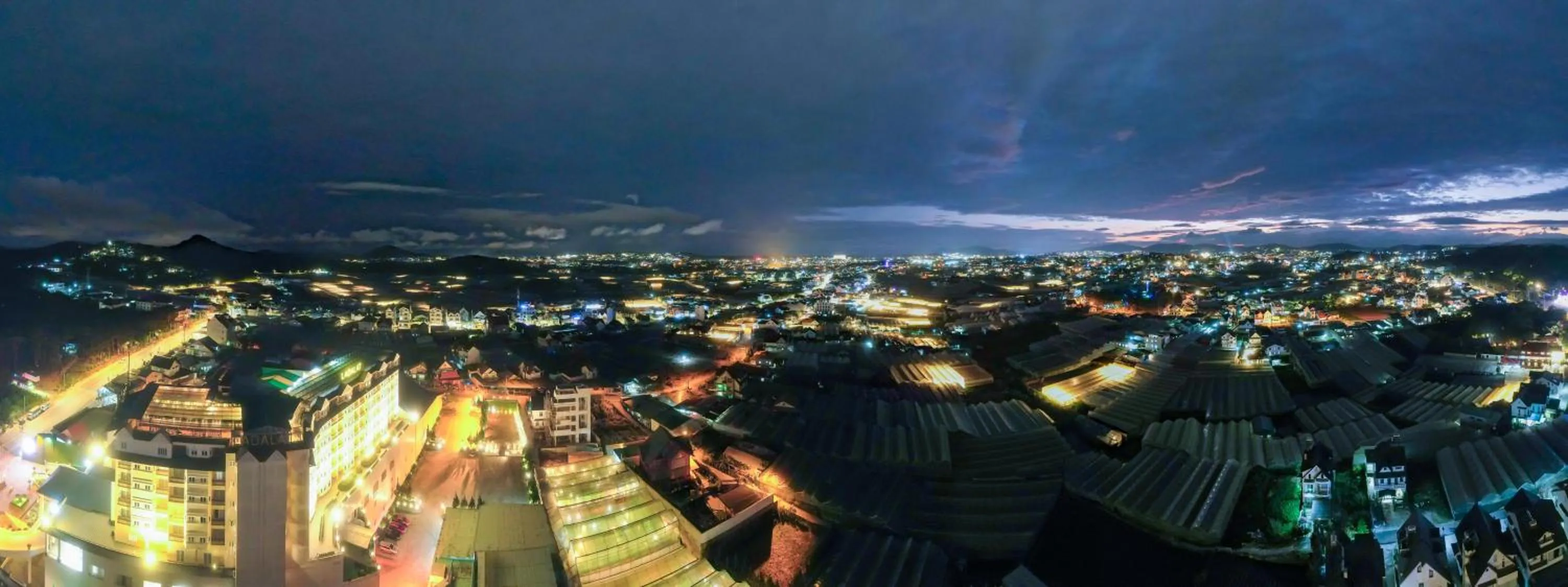 Night in Ladalat Hotel