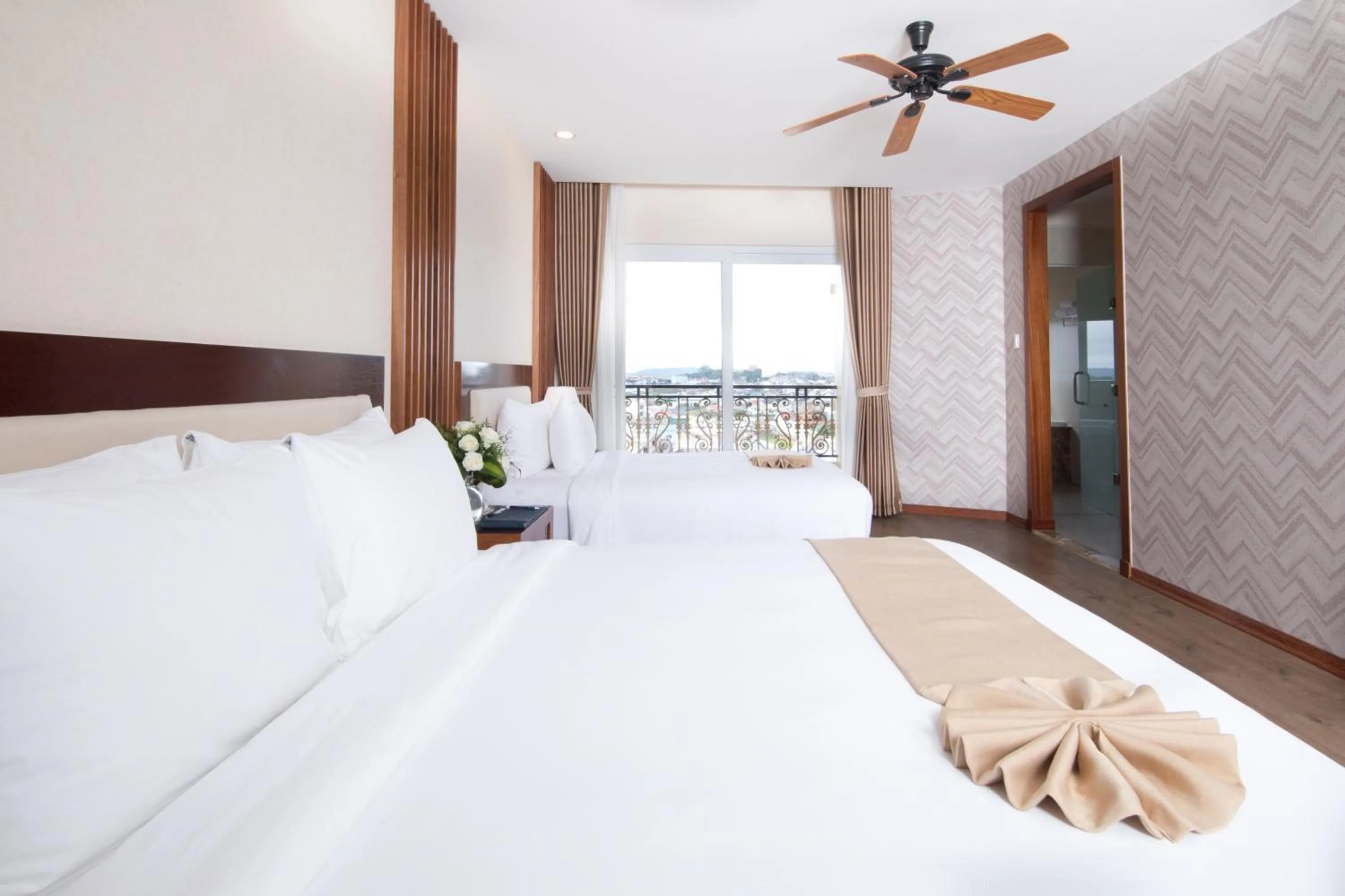 Bed in Ladalat Hotel