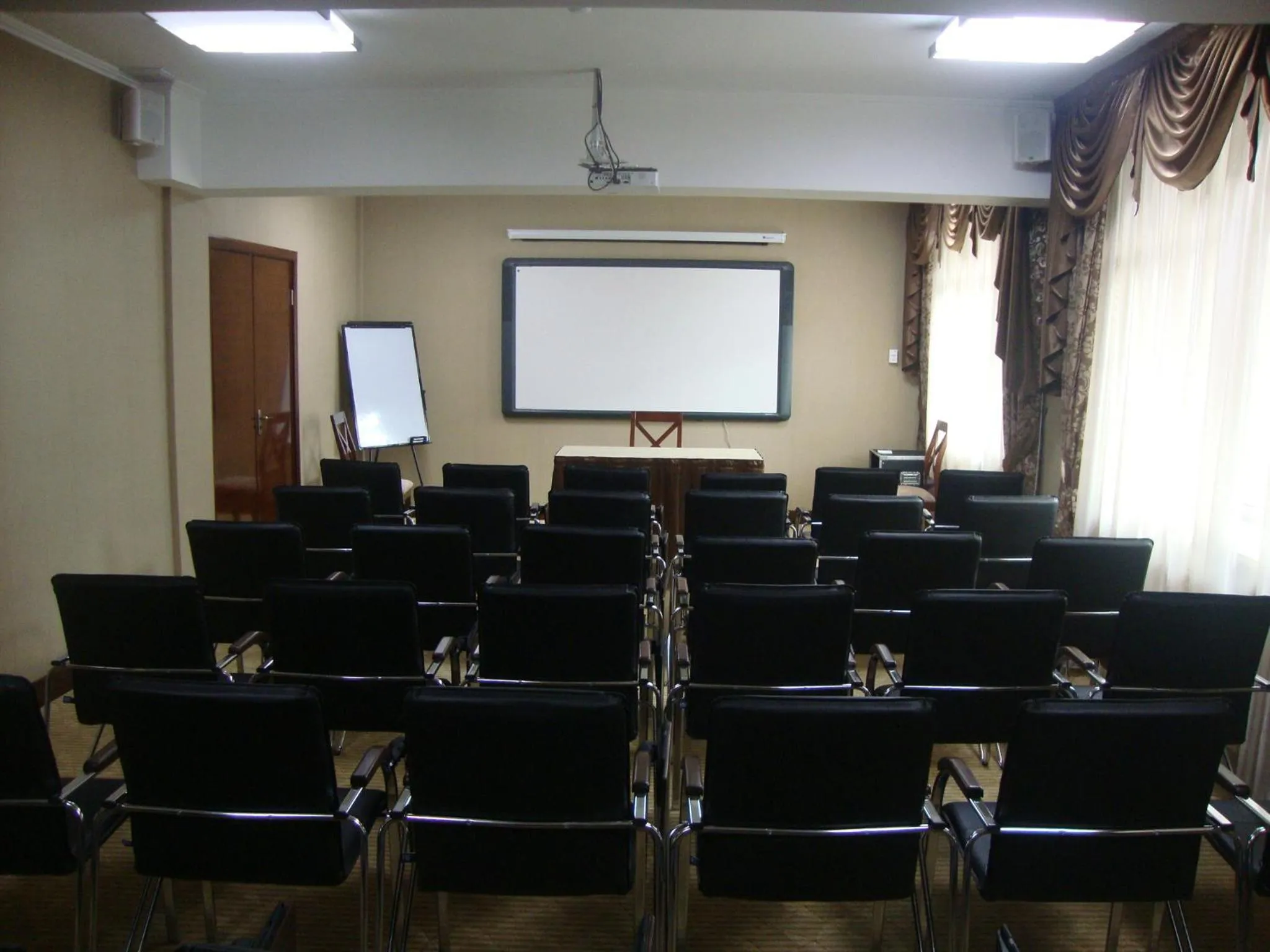 Business facilities in Voyage Hotel