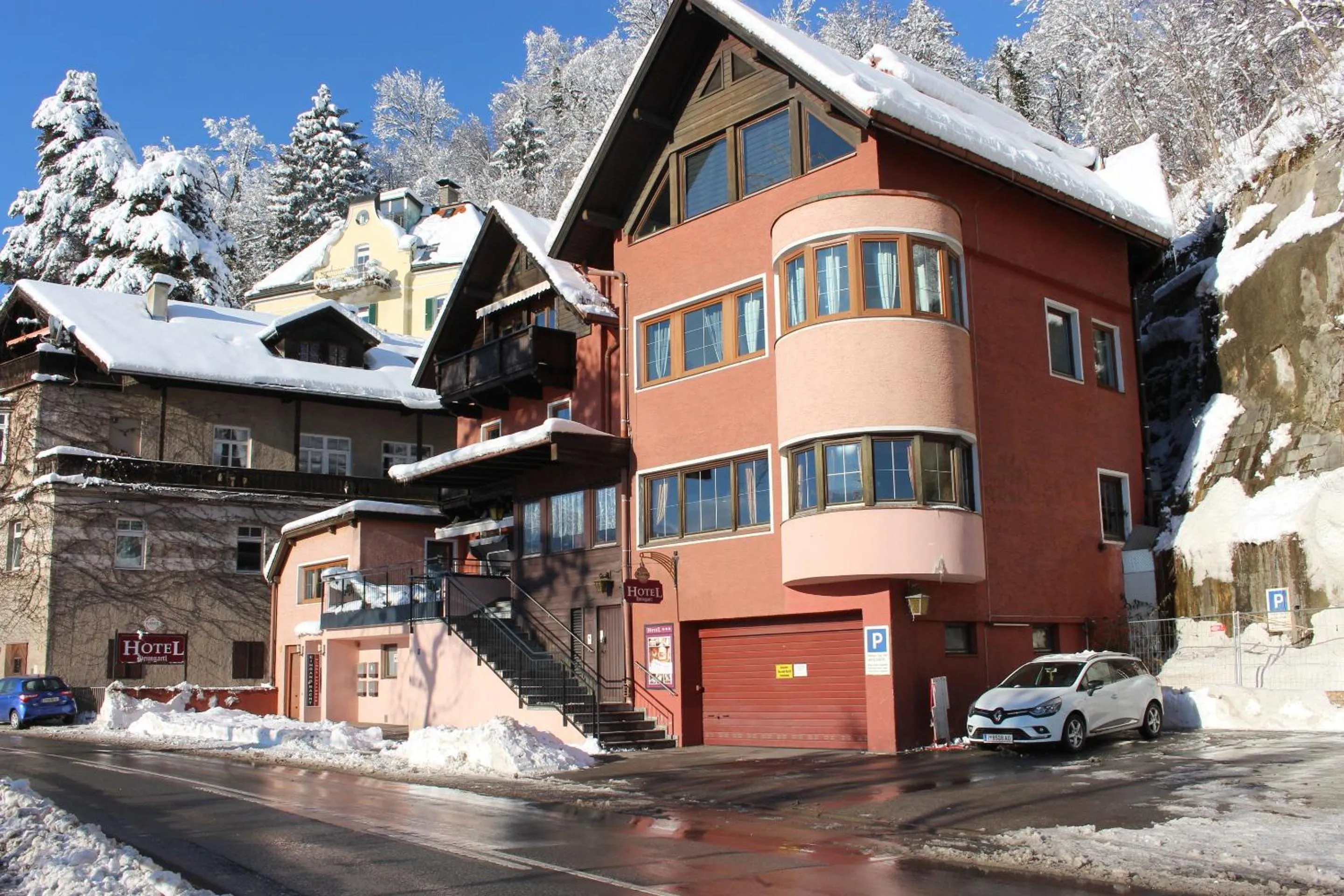 Property building in B&B Hotel Heimgartl