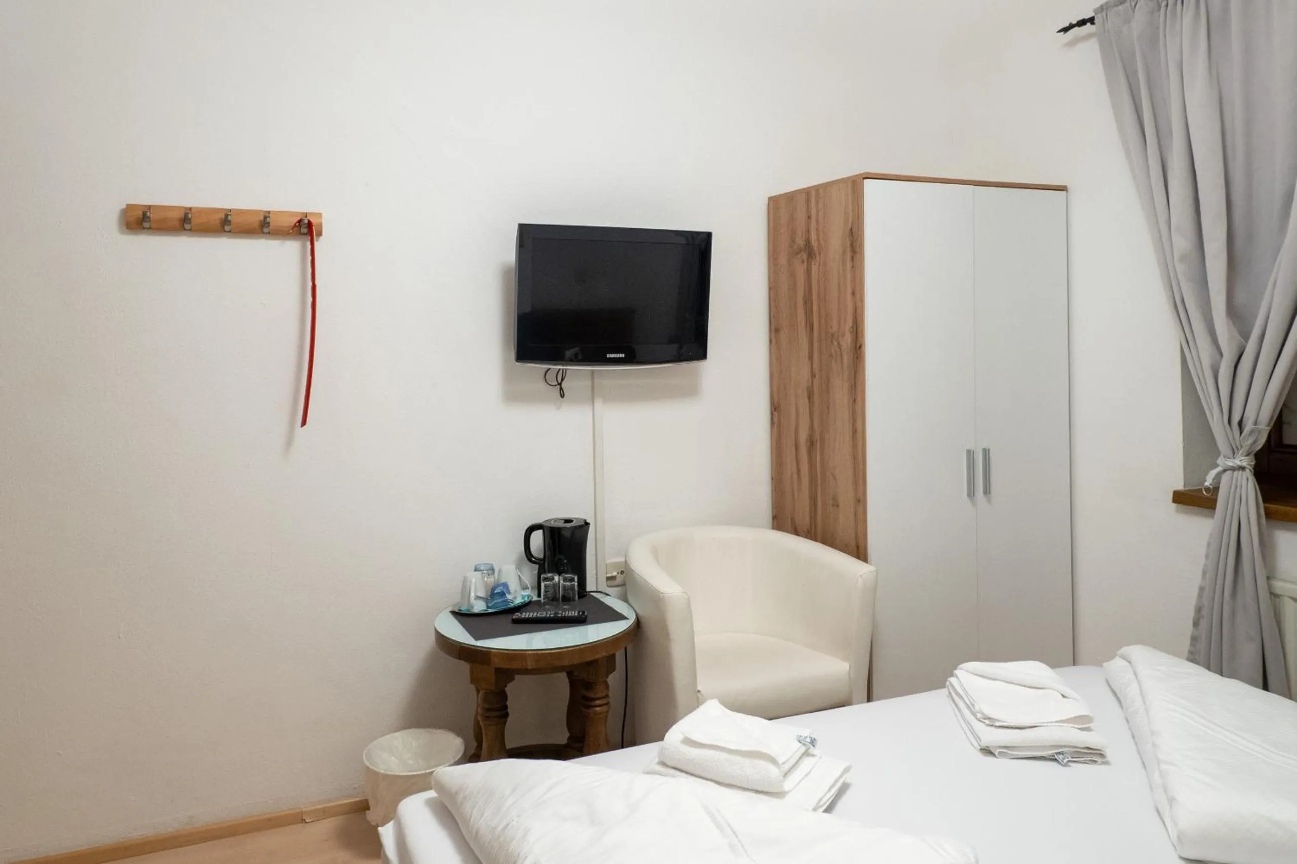 Bedroom, Bed in B&B Hotel Heimgartl