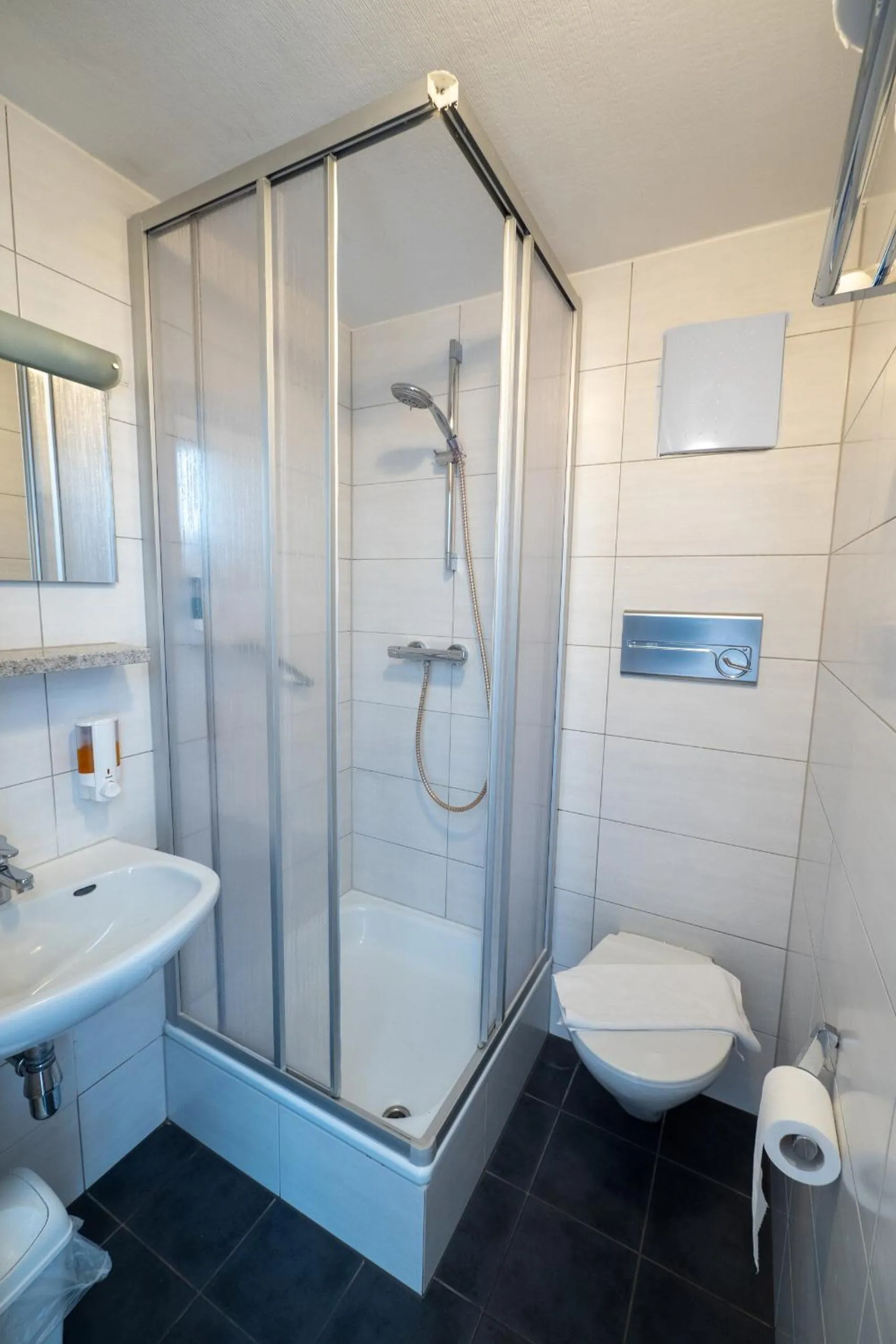 Bathroom in B&B Hotel Heimgartl