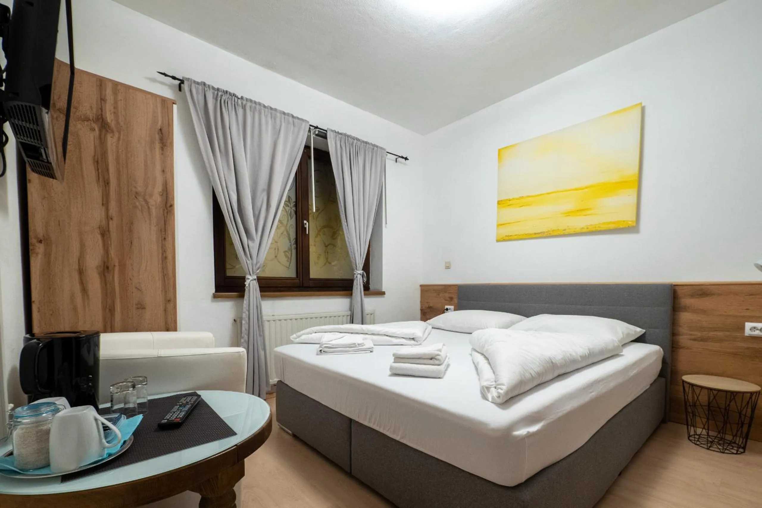 Bedroom, Bed in B&B Hotel Heimgartl