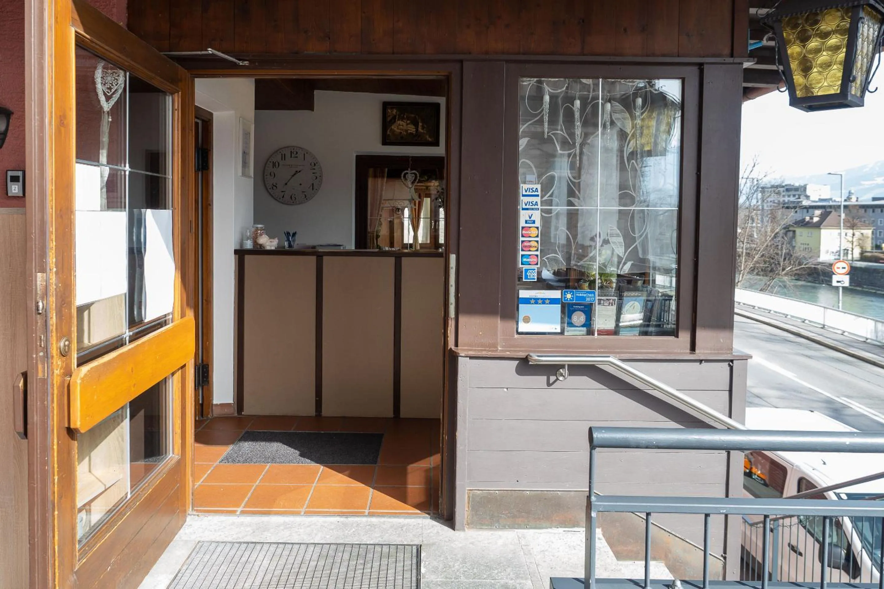 Lobby or reception in B&B Hotel Heimgartl