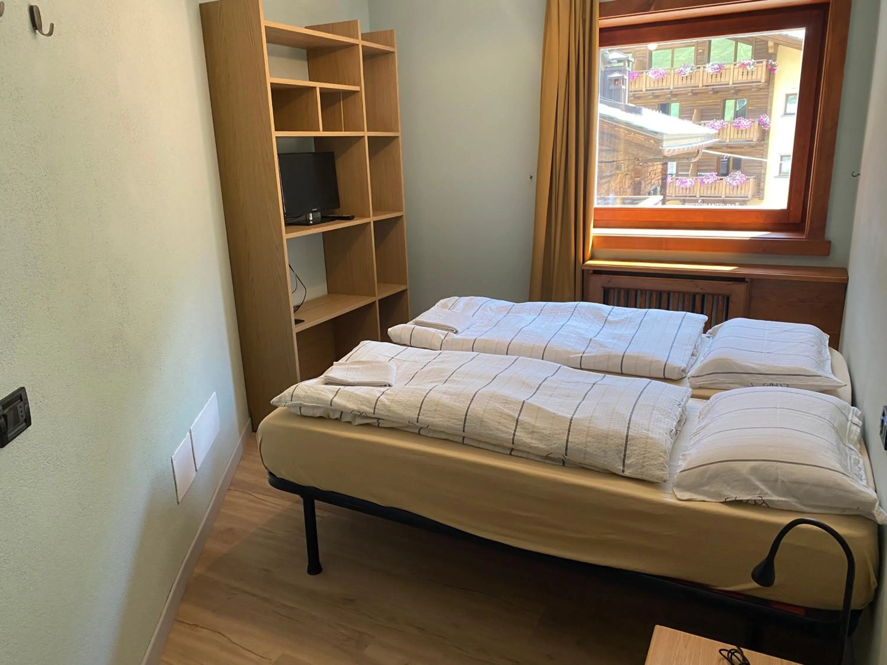 Bedroom in Mountain Apartments