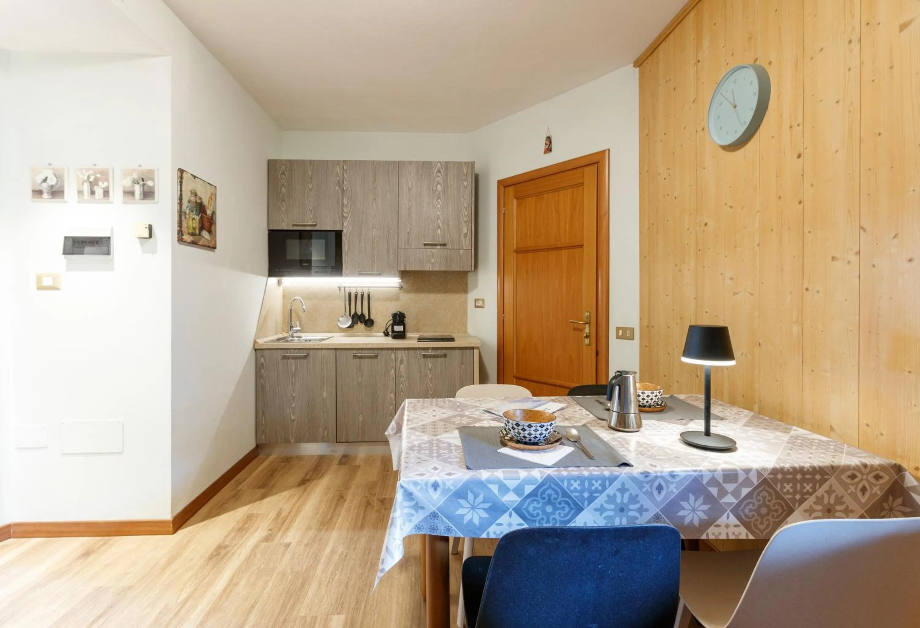 Kitchen or kitchenette in Mountain Apartments