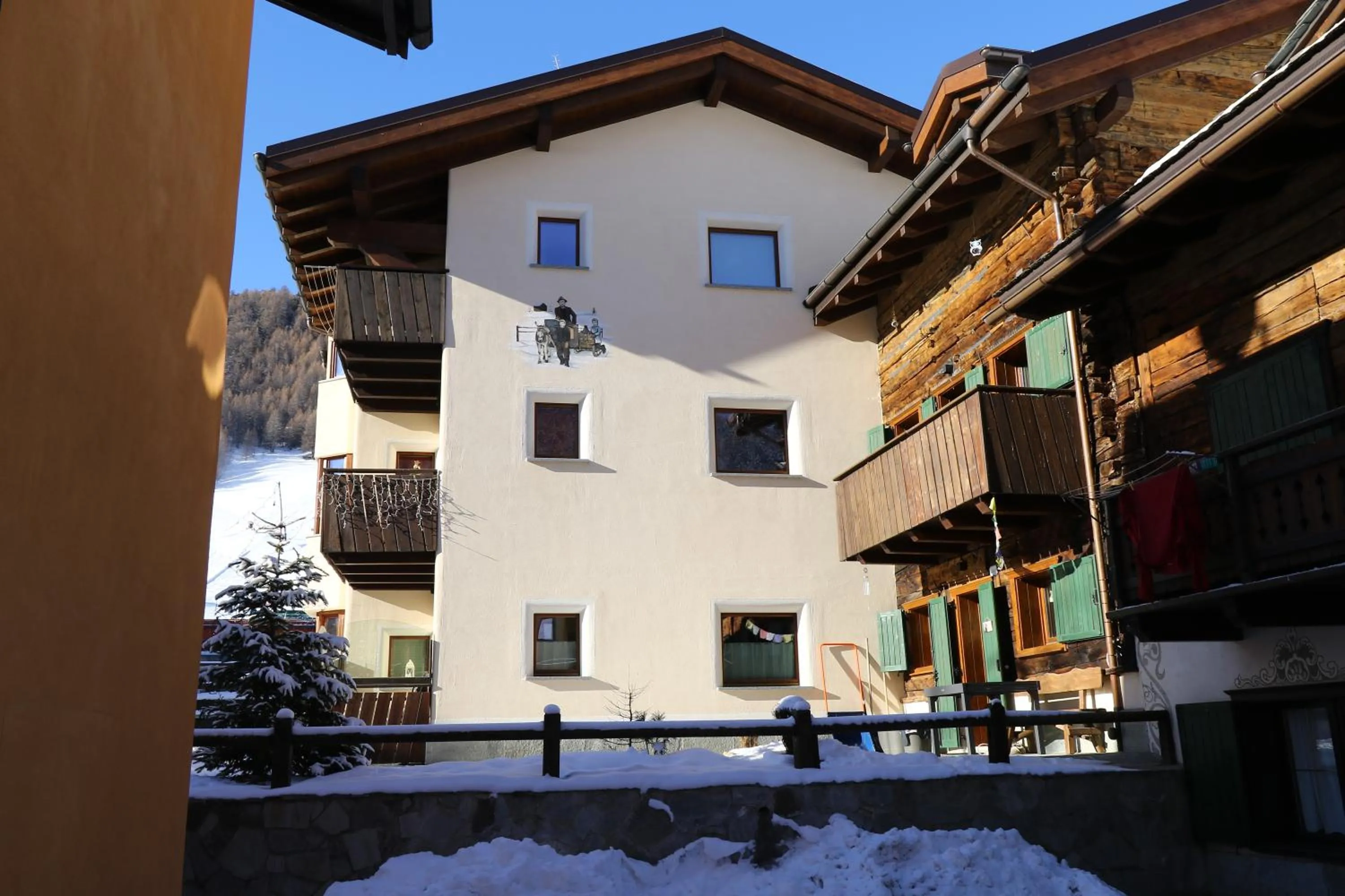 Property building in Mountain Apartments