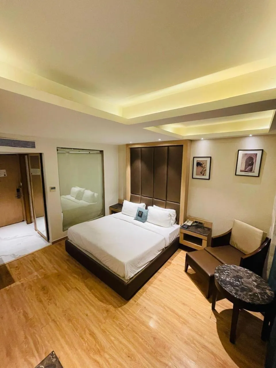 Photo of the whole room in Hotel V Hazratganj