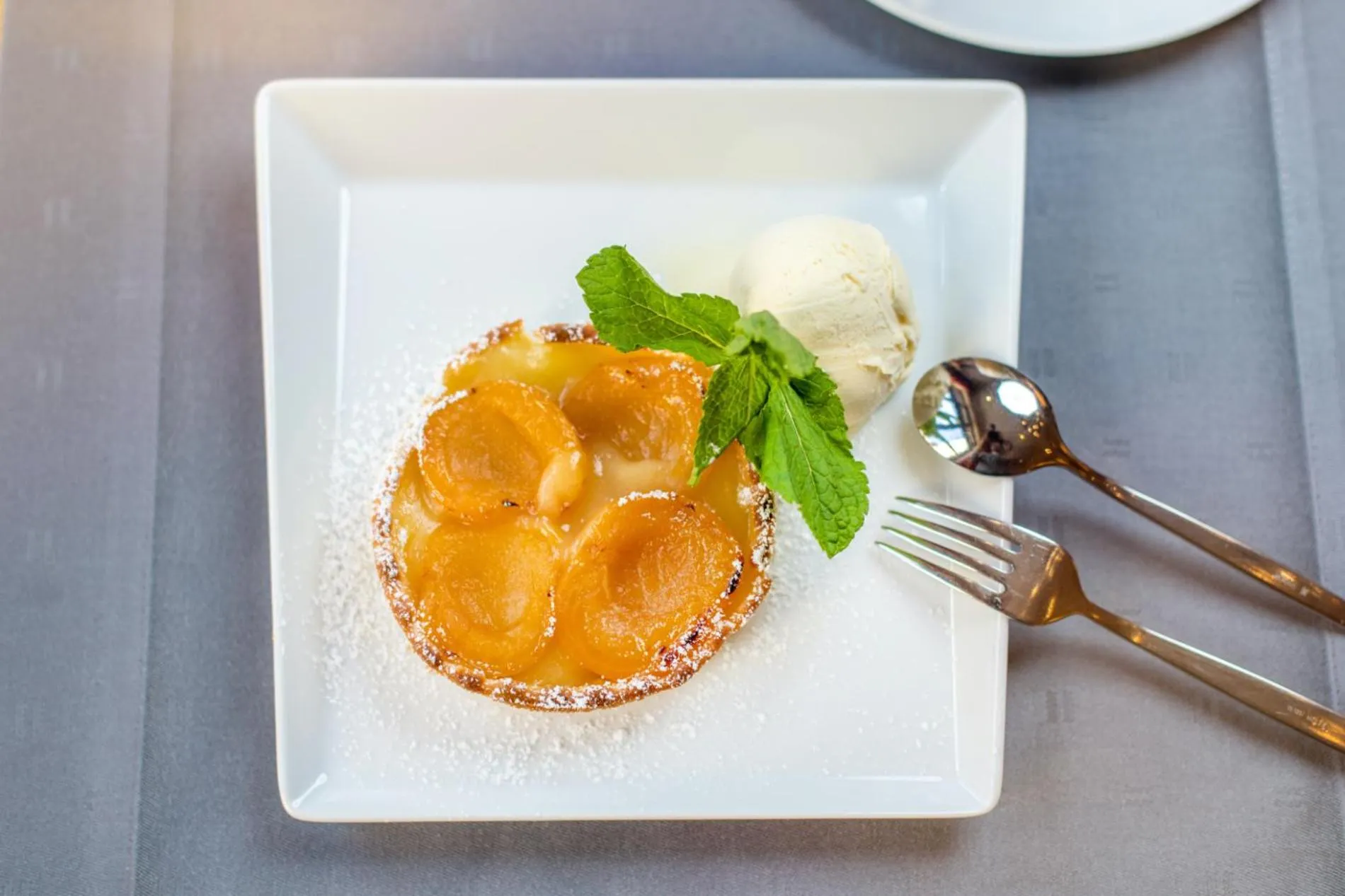 Restaurant/places to eat in Hotel Cochemer Jung