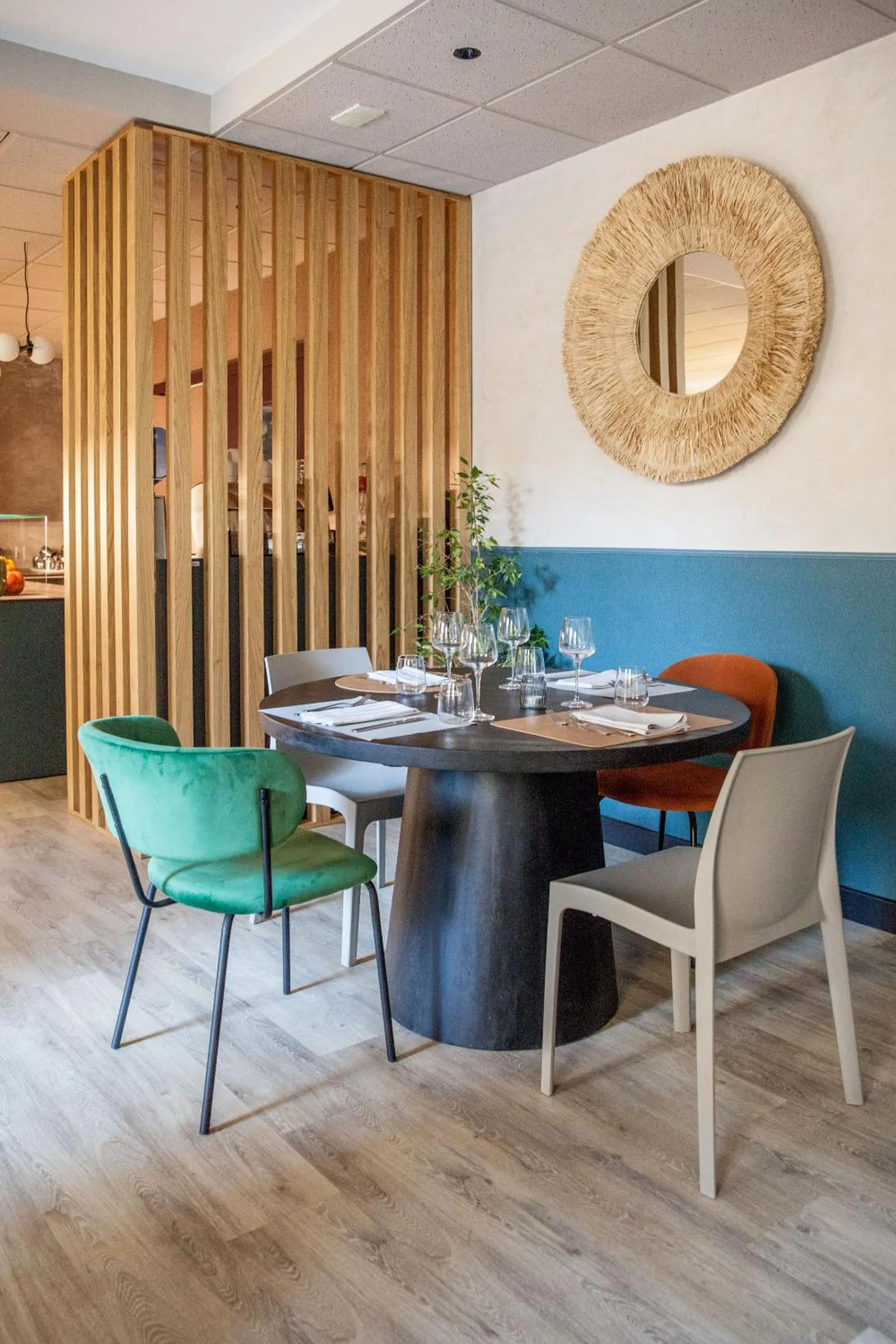 Restaurant/places to eat in Hotel Bristol