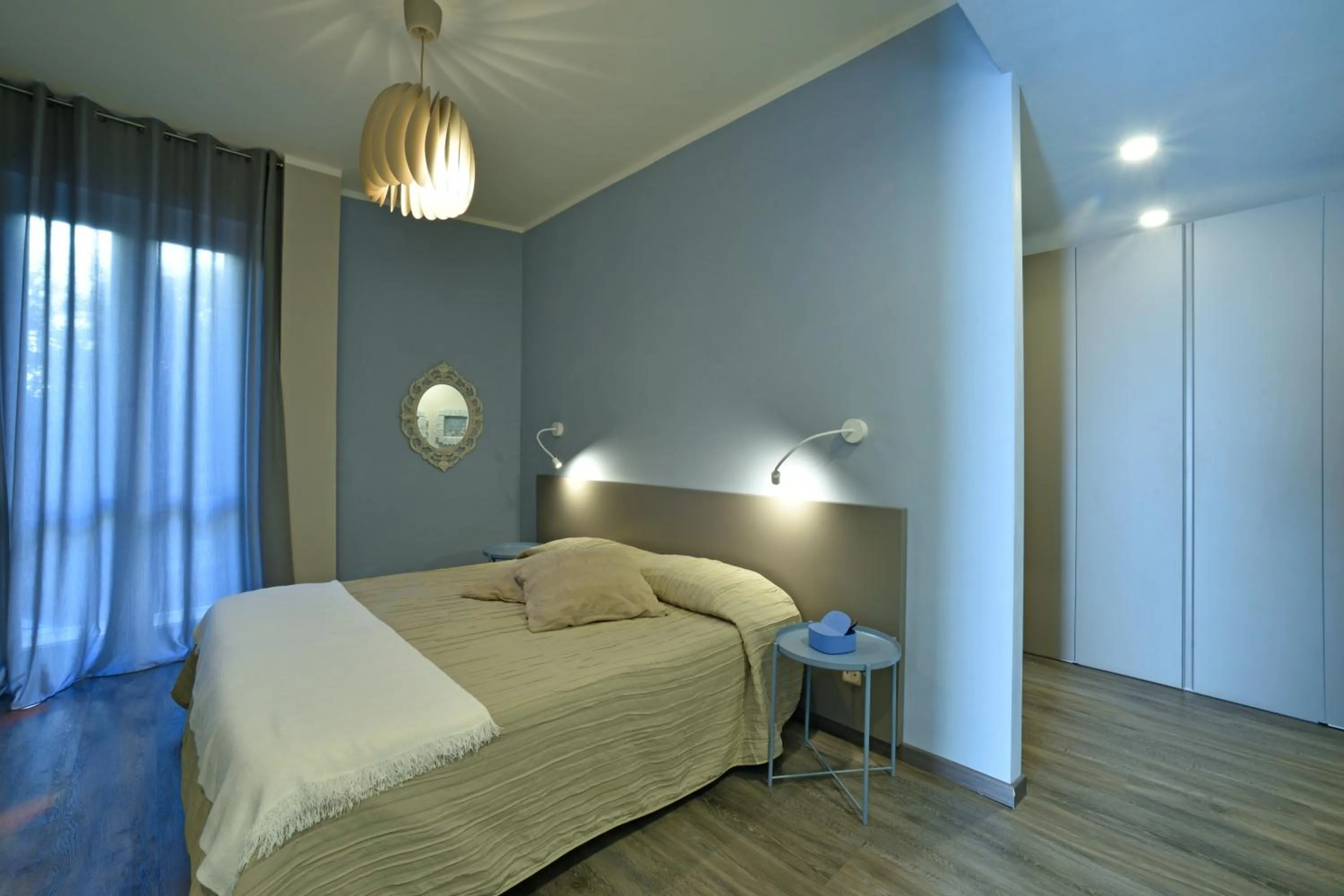 Photo of the whole room, Bed in Hotel Bristol